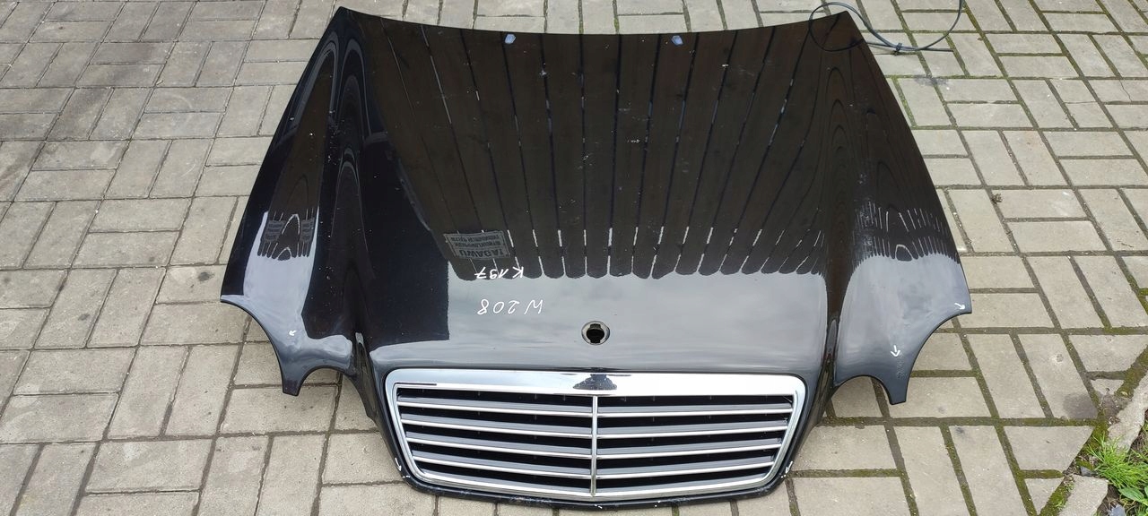 bonnet Mercedes W208 K197