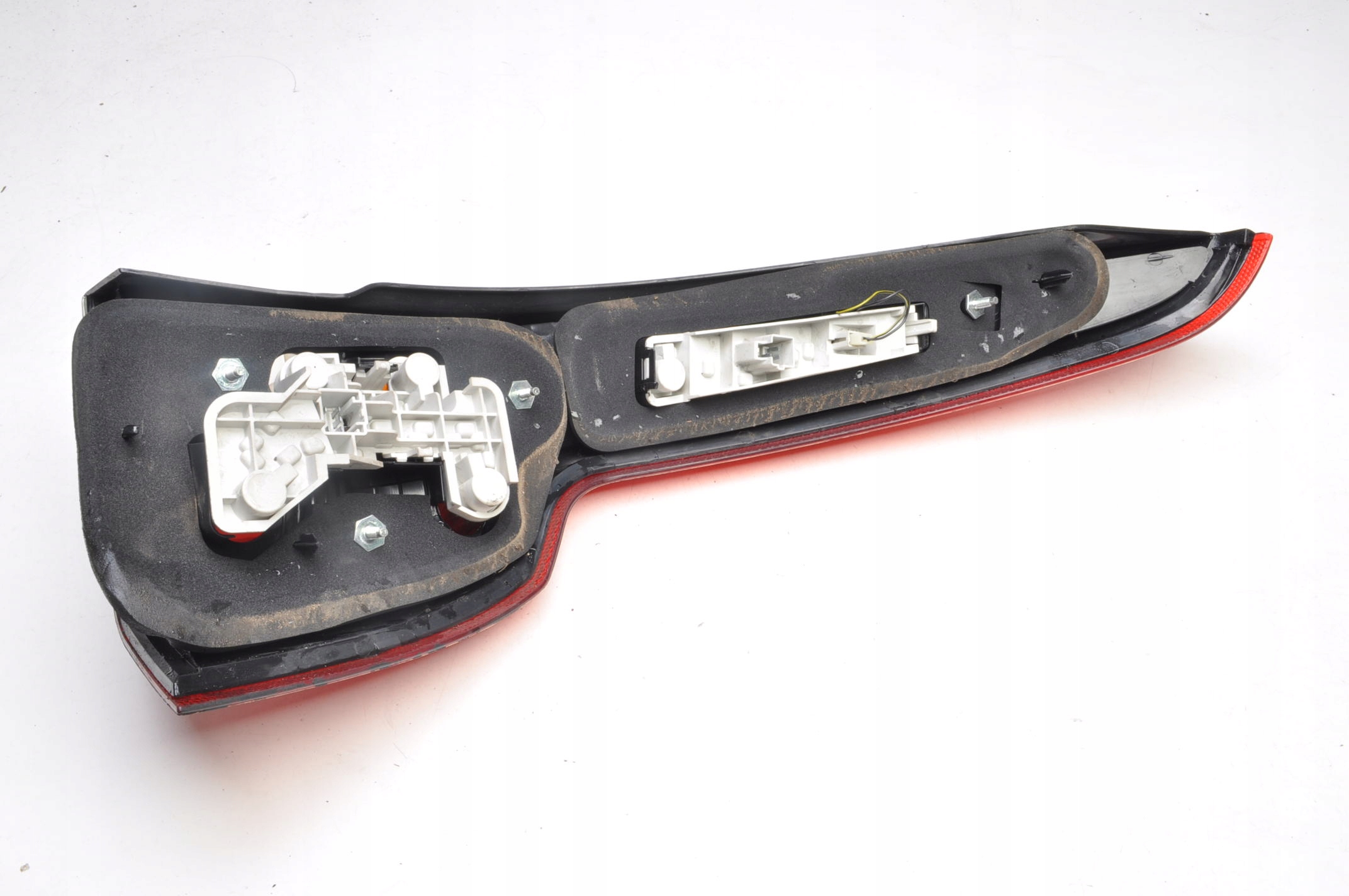 VOLVO V50 LAMPA LEWA TYLNA LEWY TYŁ KOMBI LIFT Producent części Volvo