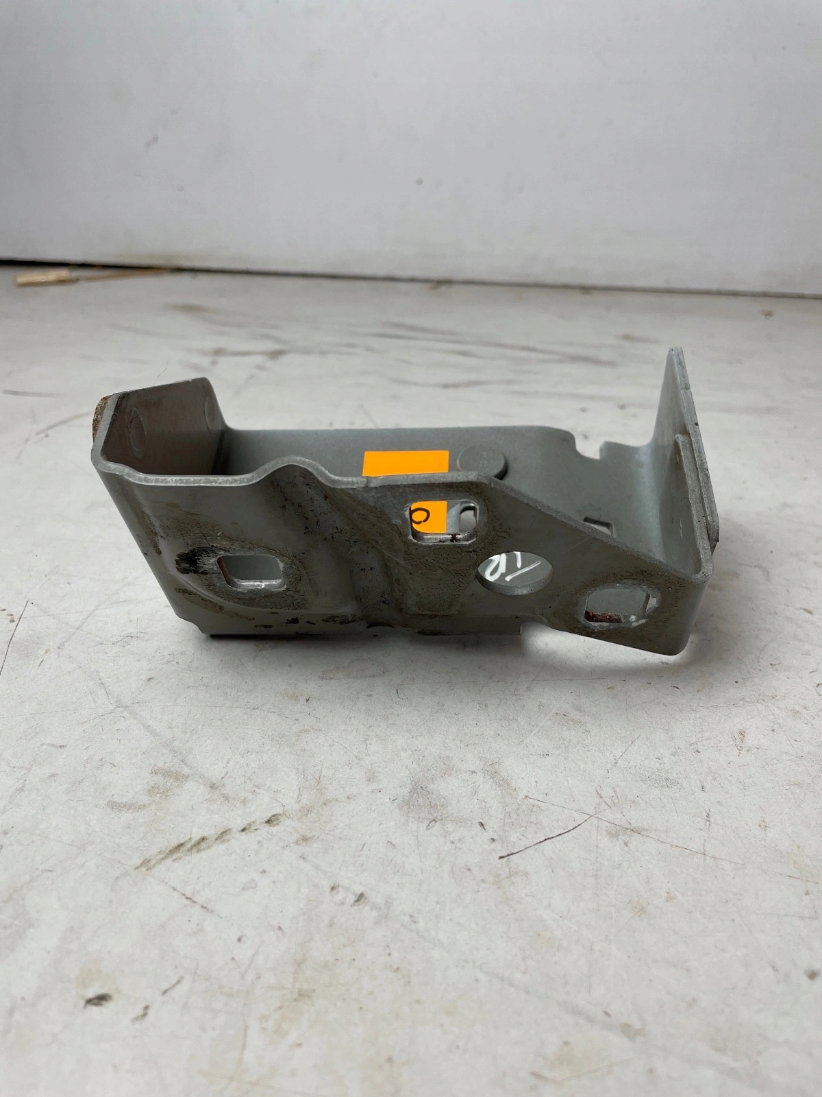 Console Support plaque de la charnière du capot Droite Renault Trafic III Opel Vivaro B