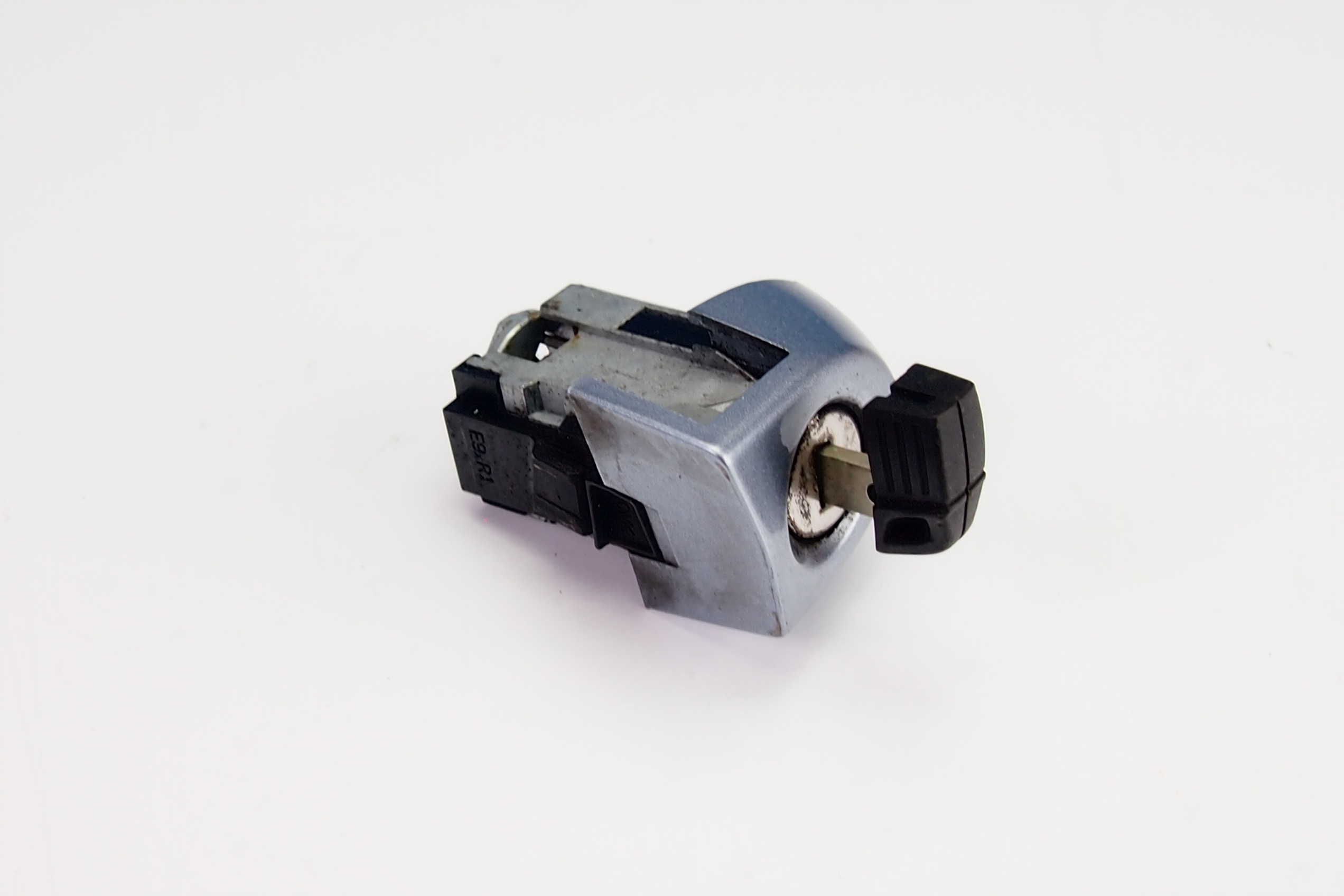 Вставка замка замок двери ПД BMW E90 E91 LIFT