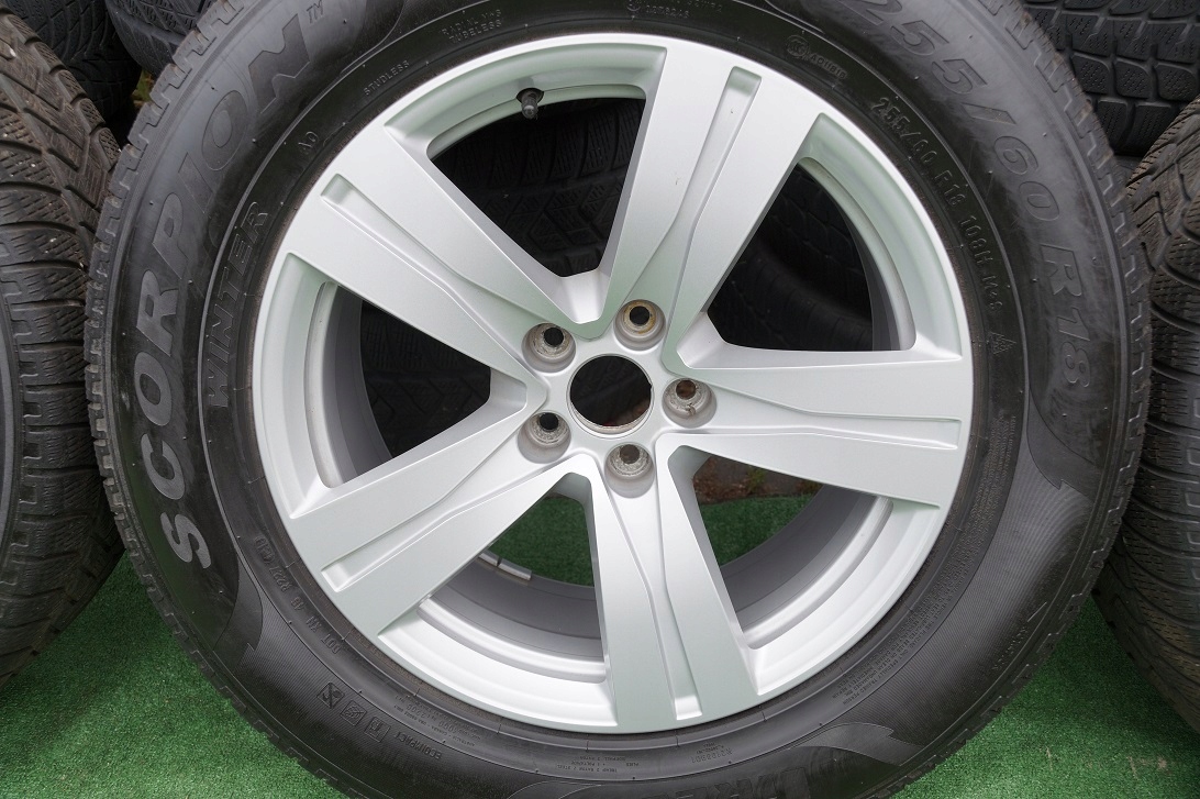 KOŁA ZIMOWE AUDI Q7 4M0 ORYGINAŁ Marka opon Pirelli