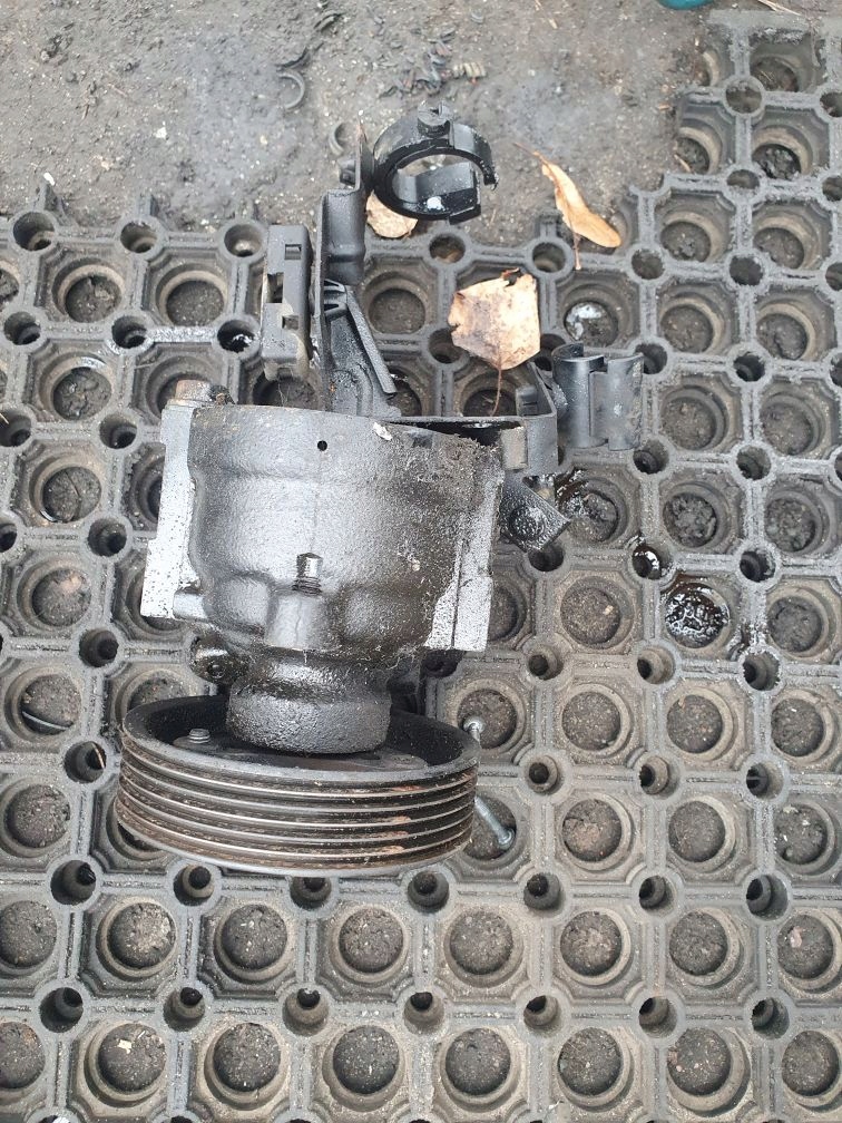 компрессор кондиционера ESPACE III 2.0 8V