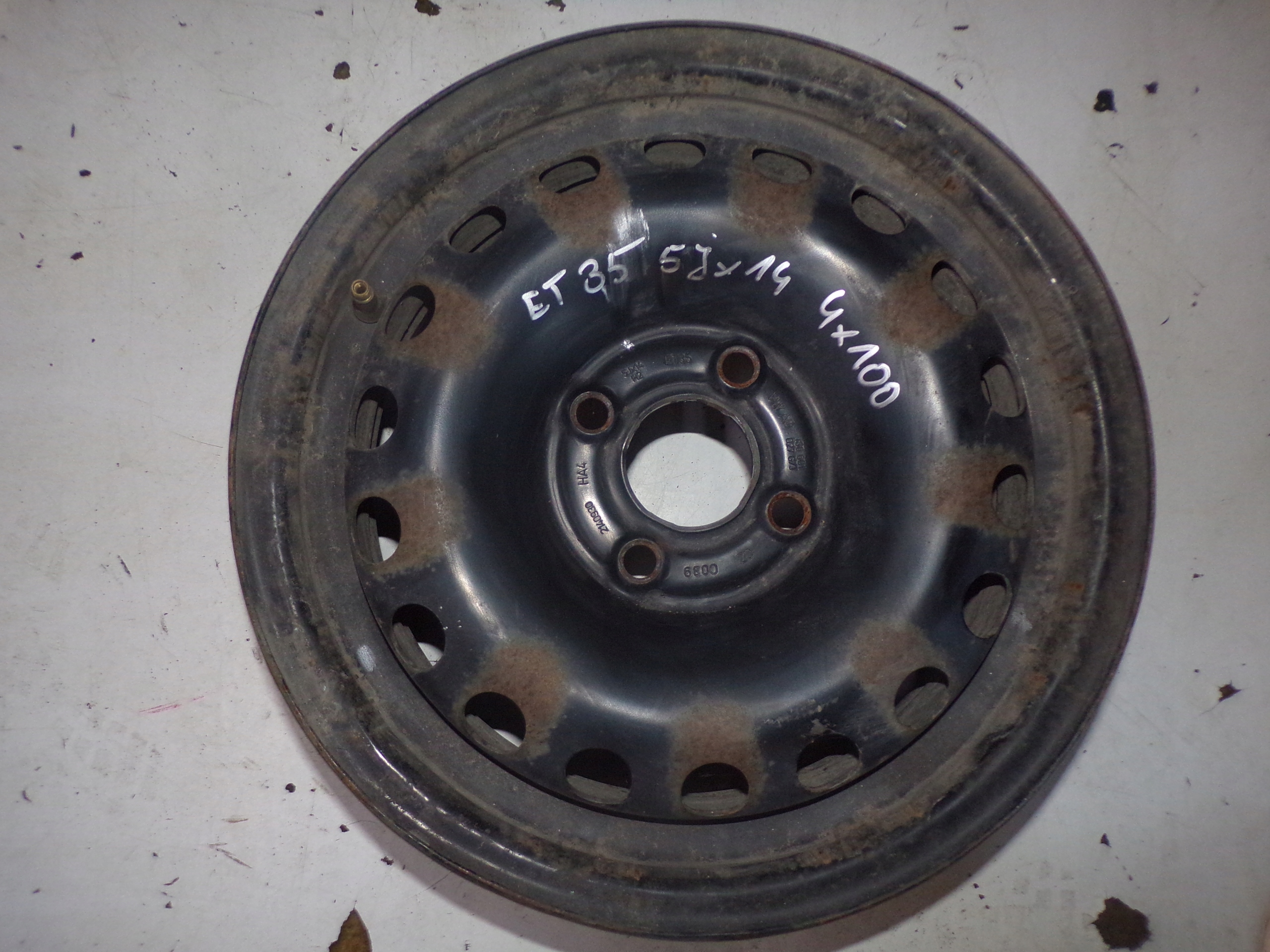 FELGA STALOWA 5jx14 et35 4x100