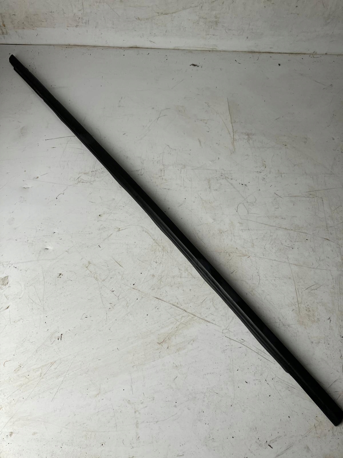 moulding dust door right front PEUGEOT 308 T9