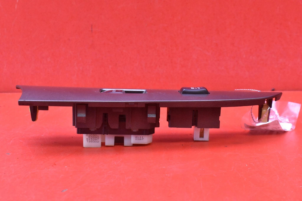 switch lifting windows right front 74231-53090 LEXUS IS220 XE20 05-10