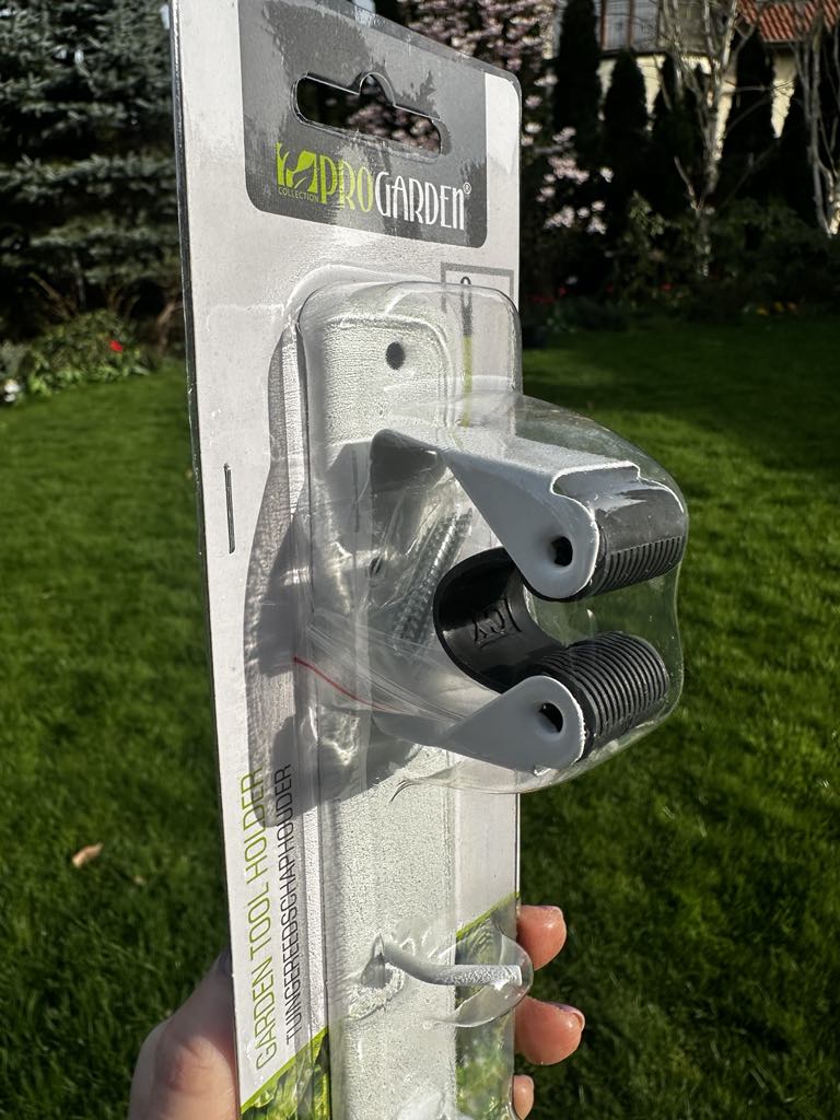 UCHWYT PODWÓJNY WIESZAK NA ŚCIANĘ NA NARZĘDZIA OGRODOWE Rodzaj szyna