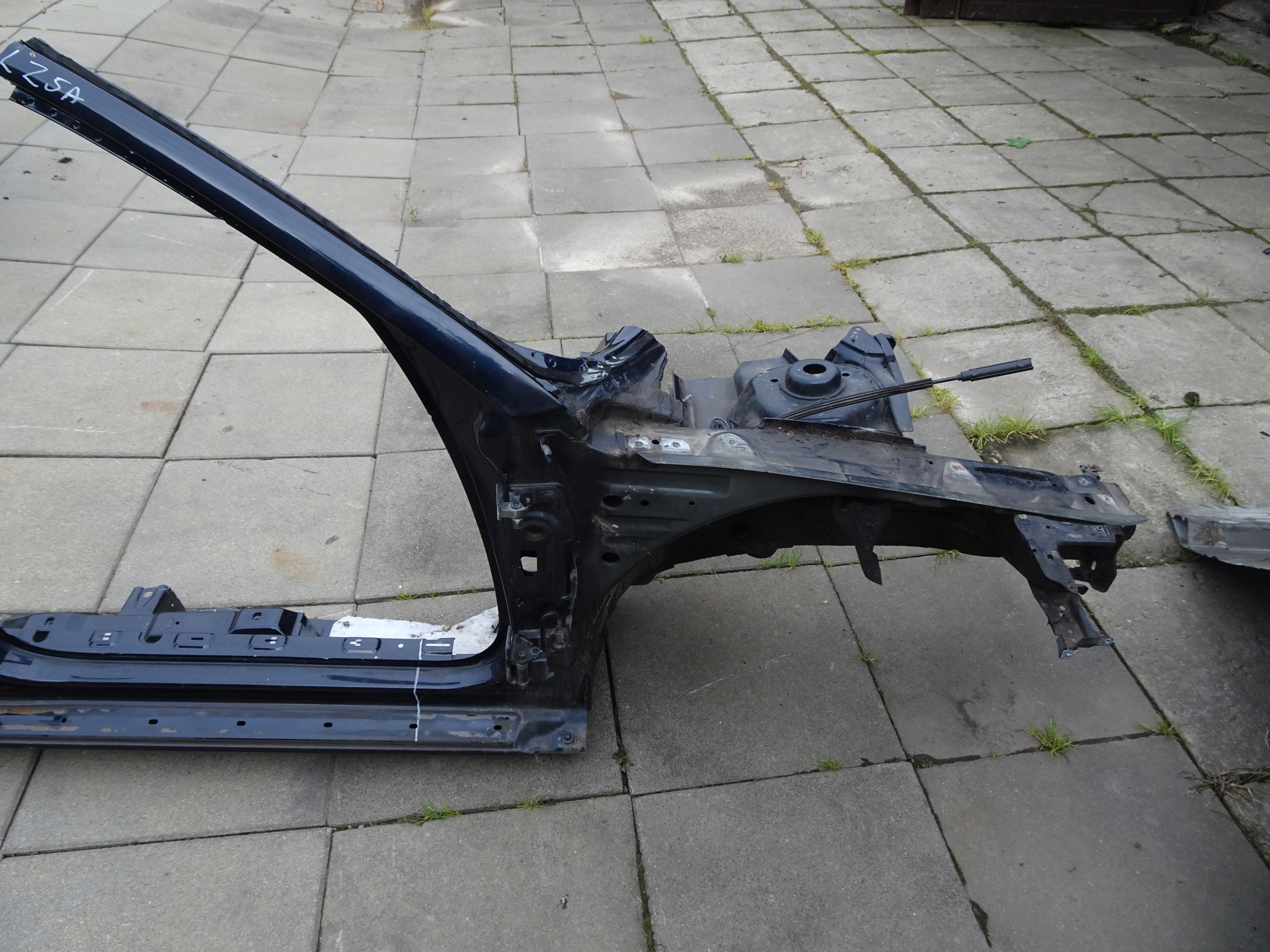 AUDI A3p РЕСТАЙЛІНГ 08-12r ЧЕТВЕРТИНА СТІЙКА ЛОНЖЕРОН ПРАВА