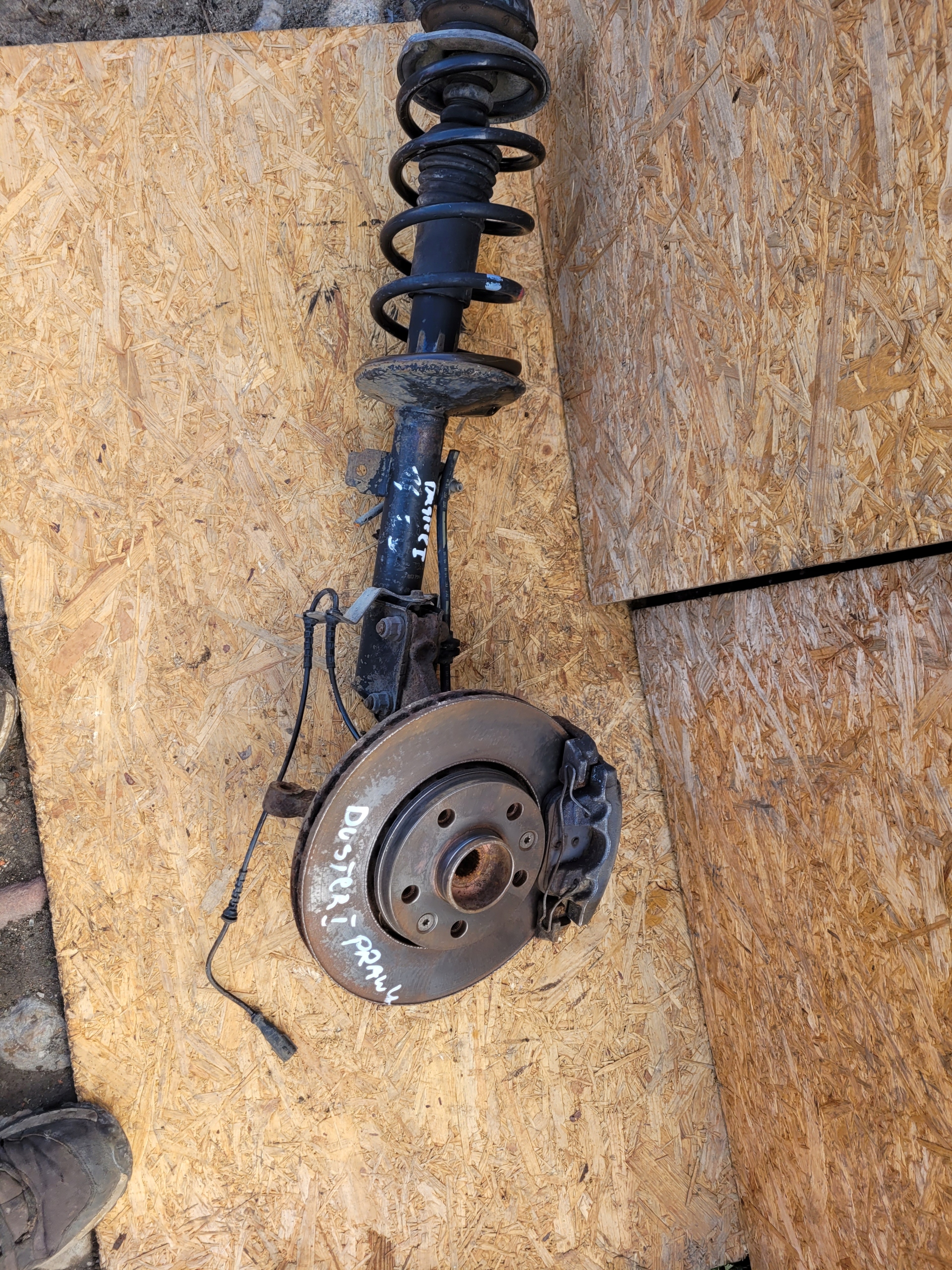 swing right DACIA DUSTER and