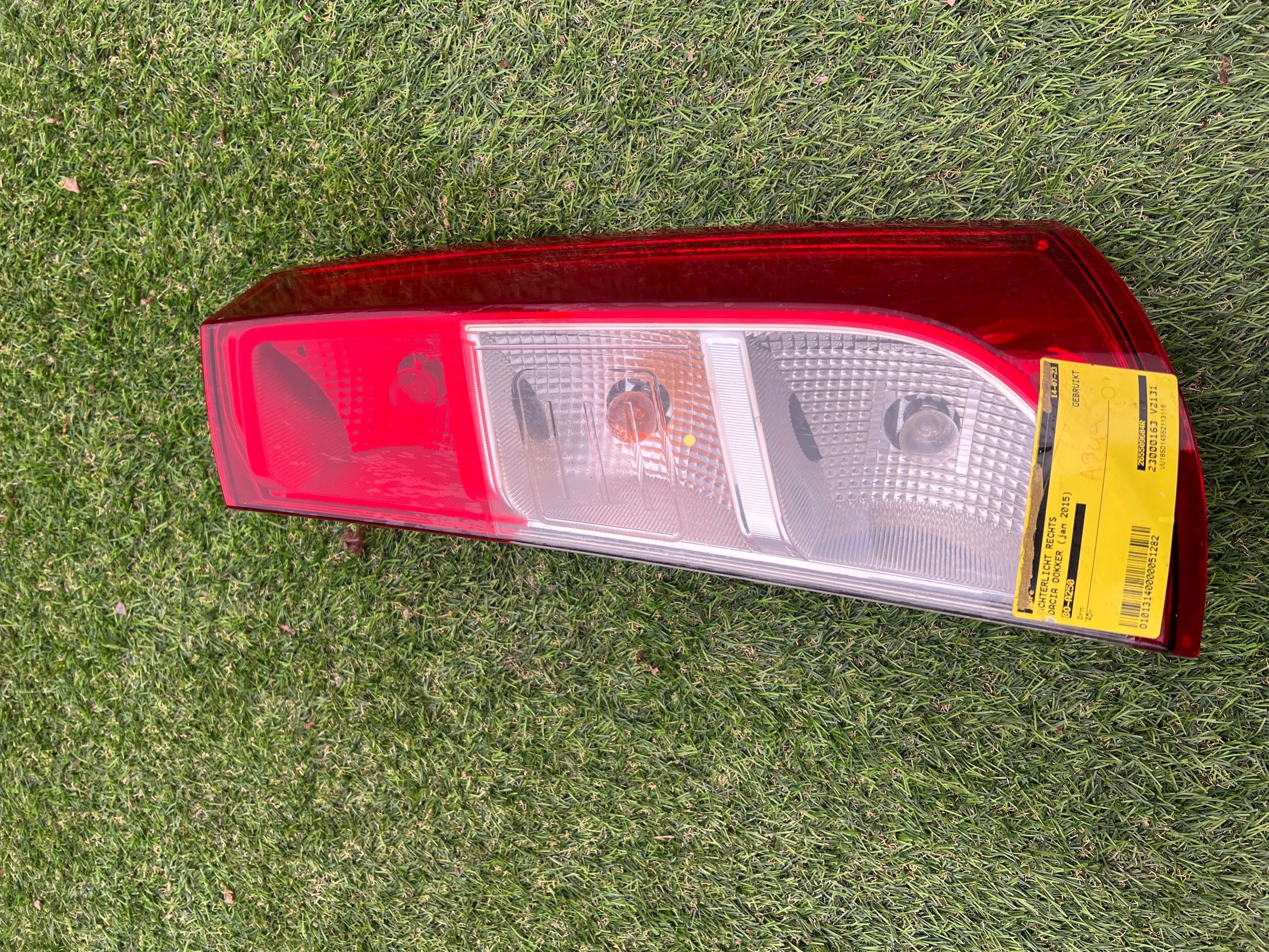 DACIA DOKKER light rear right 265509604R 90009118 complete original