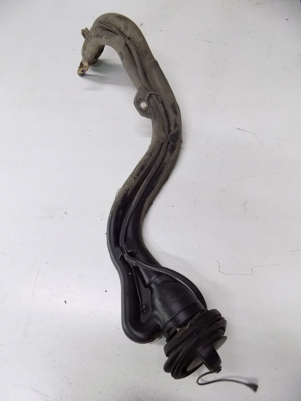 15yyuukk240d - PEUGEOT 4007 2.2 HDI топливного бака заливной горловины