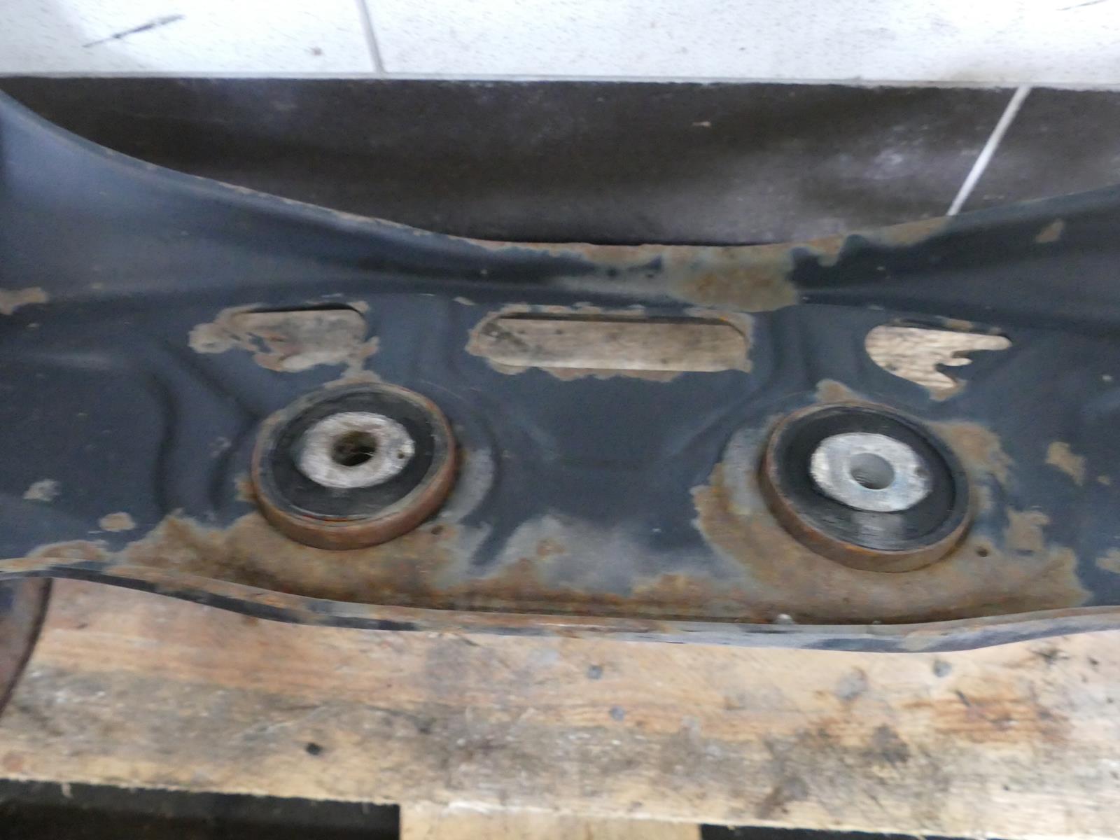 MERCEDES SLK R170 LIFT axle beam subframe sider axle beam