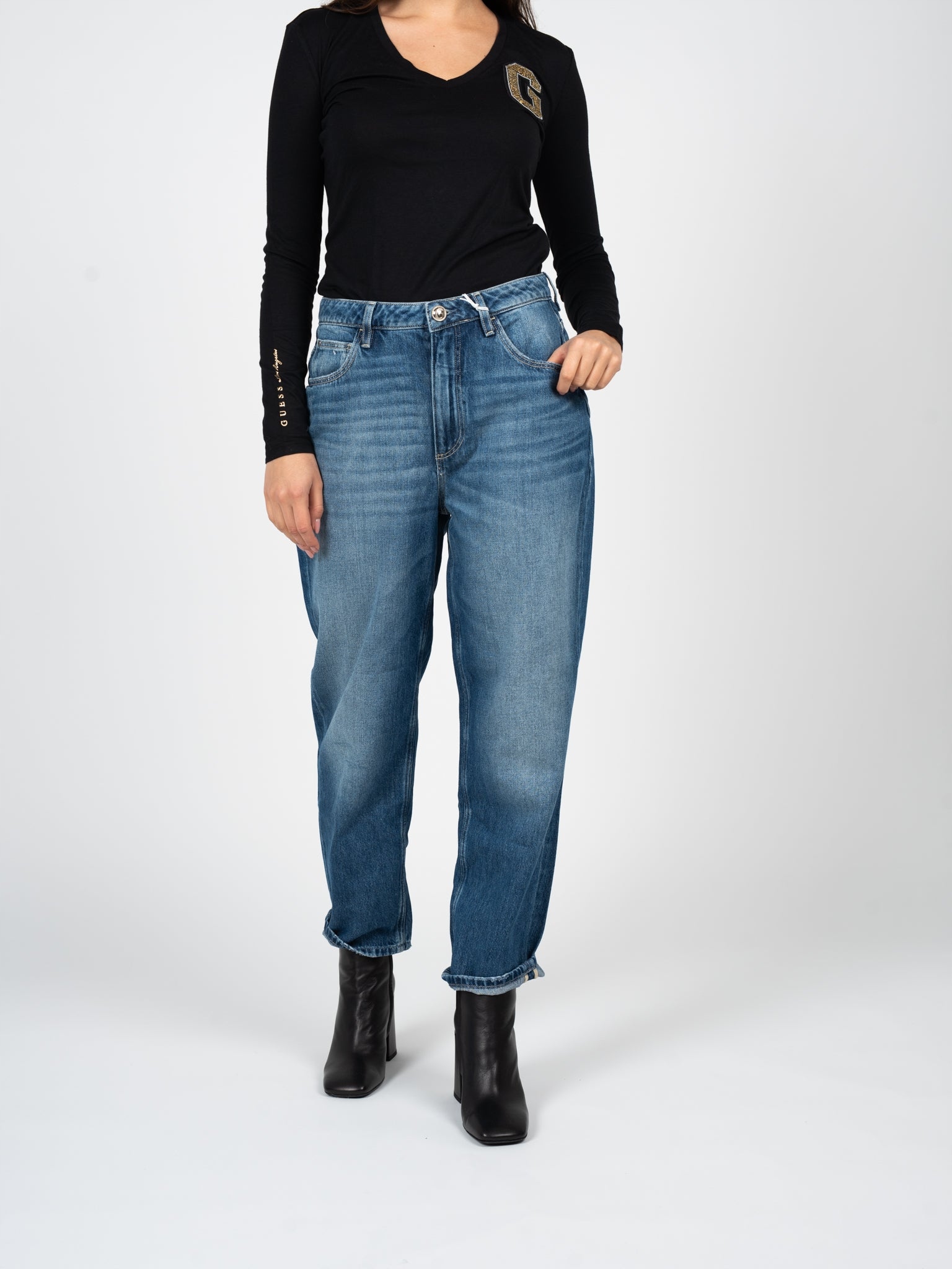 Guess Džíny Mom Jeans Vysoký Pas Modré S Oděrkami 30 Gga