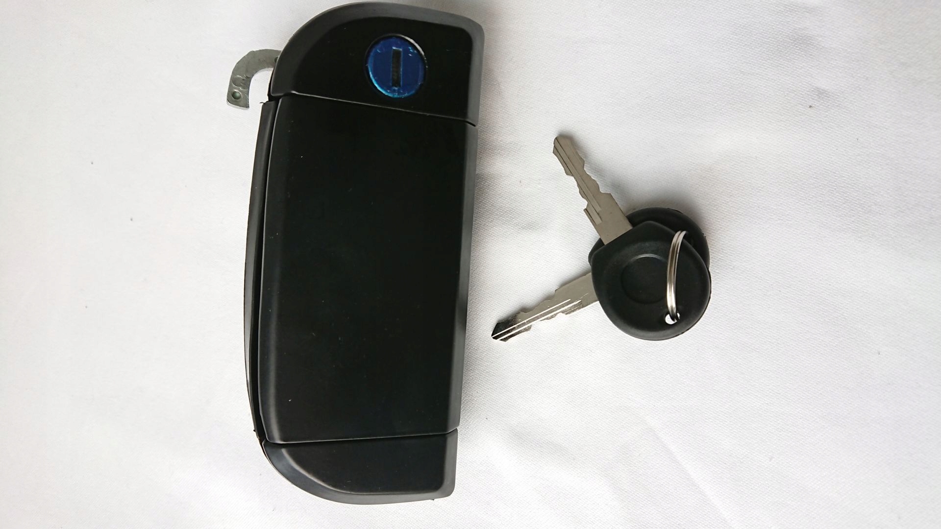 KLAMKA DRZWI LEWY PRZOD VW TRANSPORTER IV T4 Installation side Left front