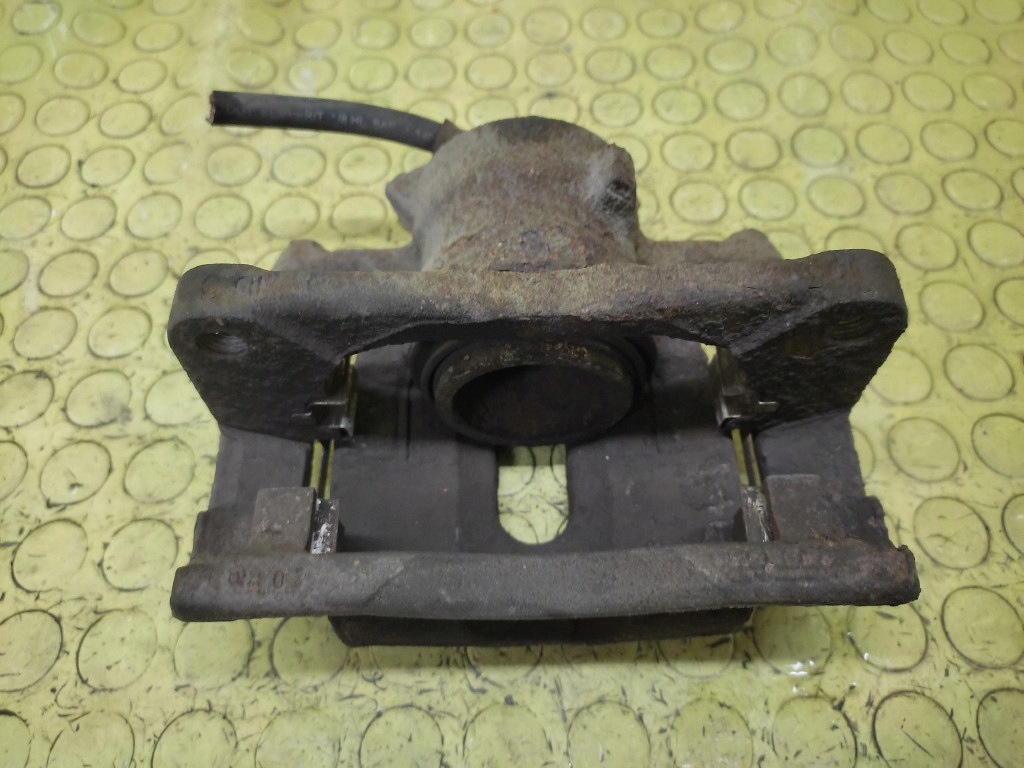 SUZUKI SWIFT IV 1.3 caliper left front