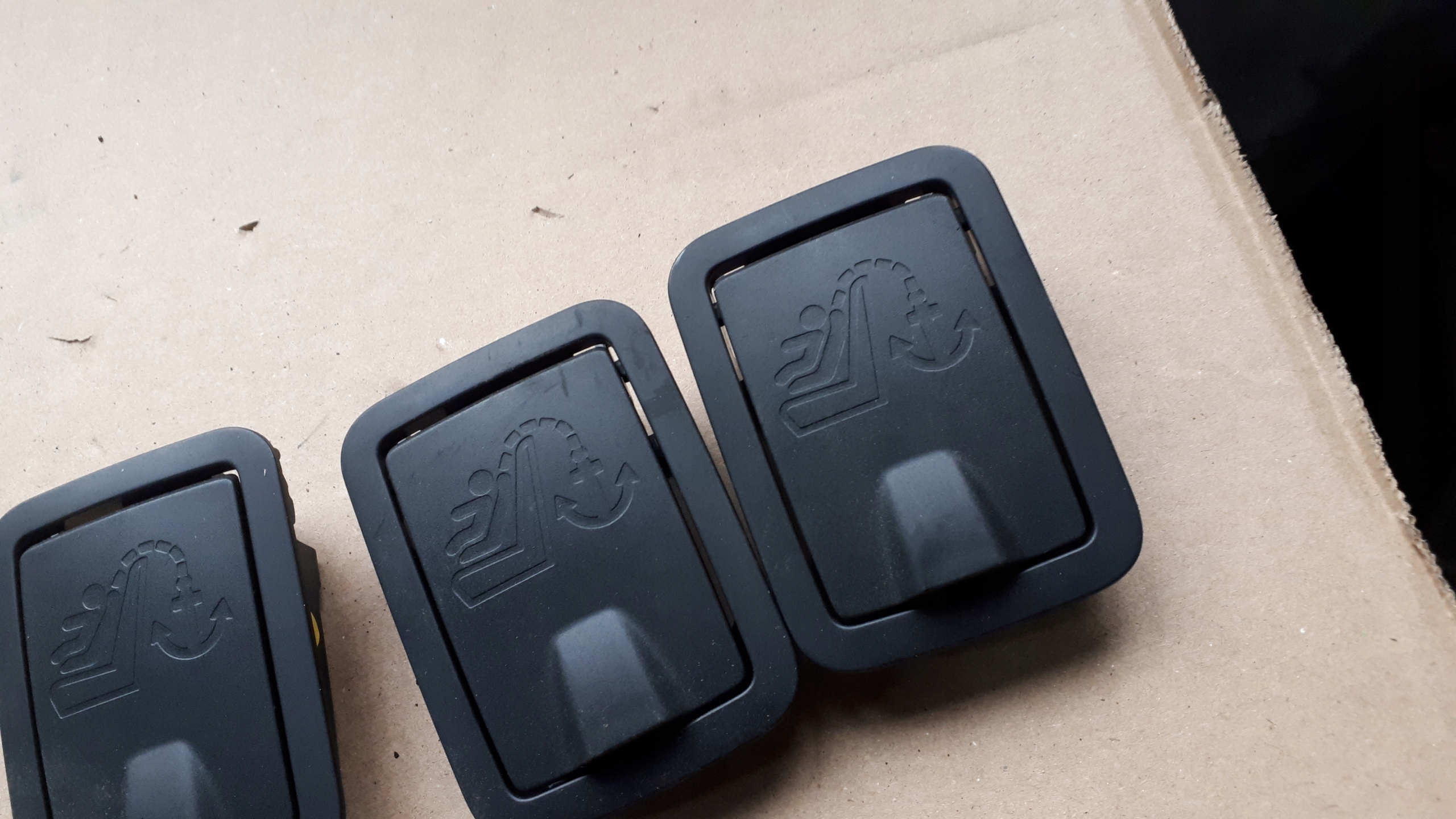 S6 C7 4G A6 ISOFIX far hátsó POLKI 8T0887301 S4 B8