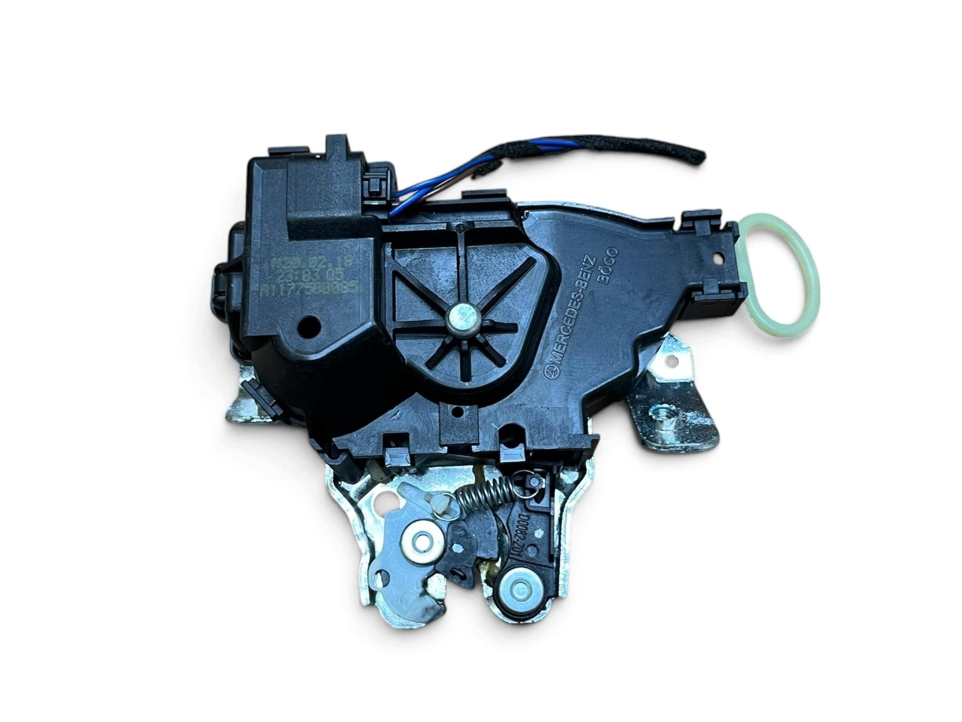lock bonnet boot Mercedes-Benz C W205 2015 A1177580085