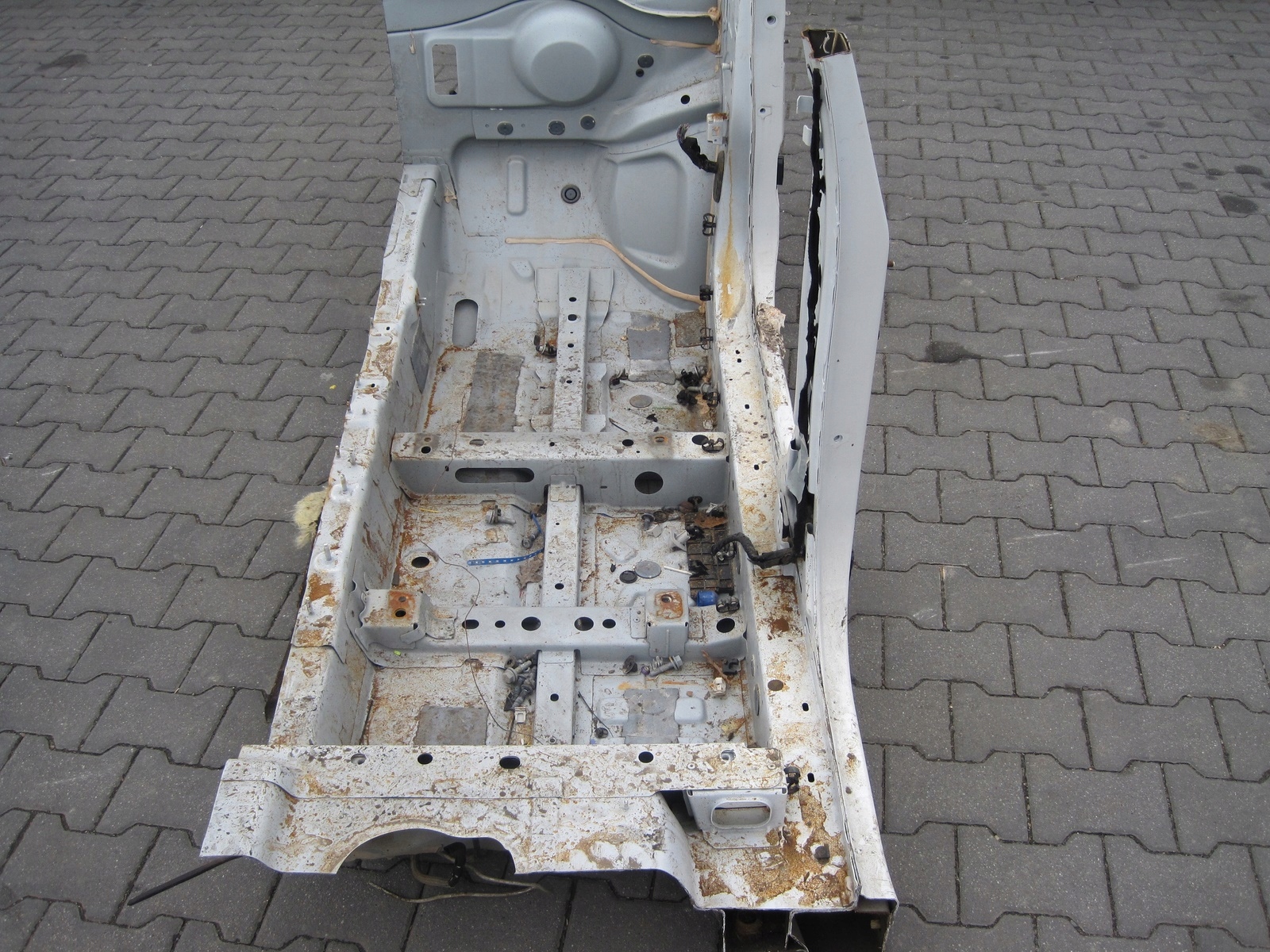 quarter right front RENAULT GRAND SCENIC IV