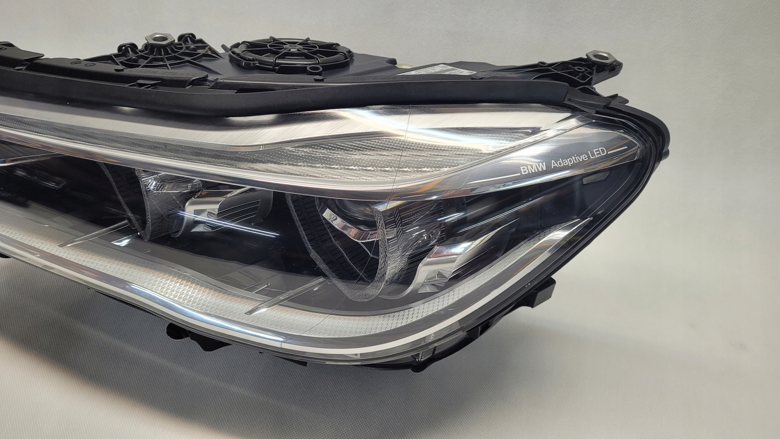 LAMPA PRZÓD LEWA BMW G32 6 FULL LED ADAPTIVE Strona zabudowy lewa