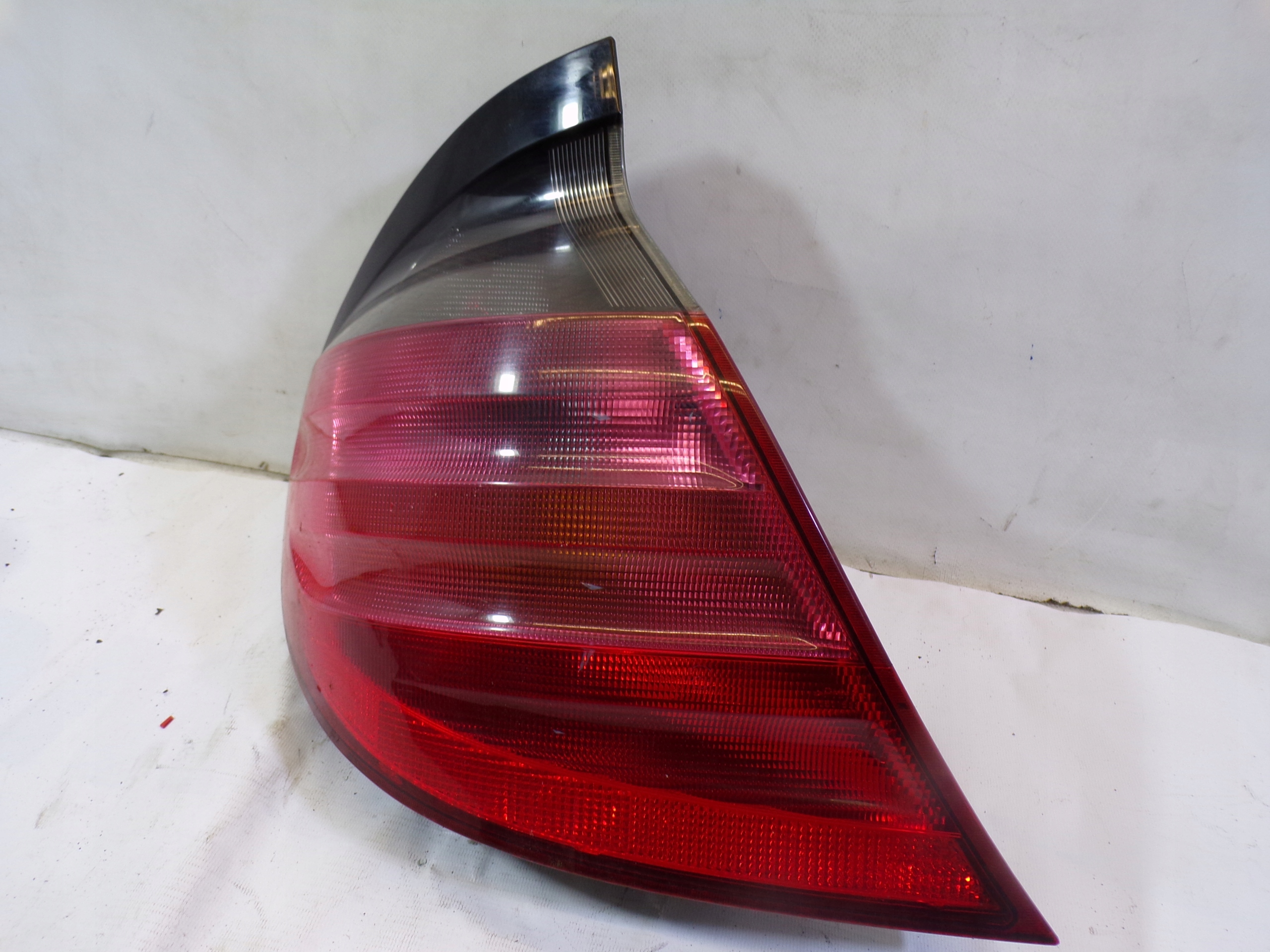 light rear rear part left MERCEDES W203 COUPE (K1)