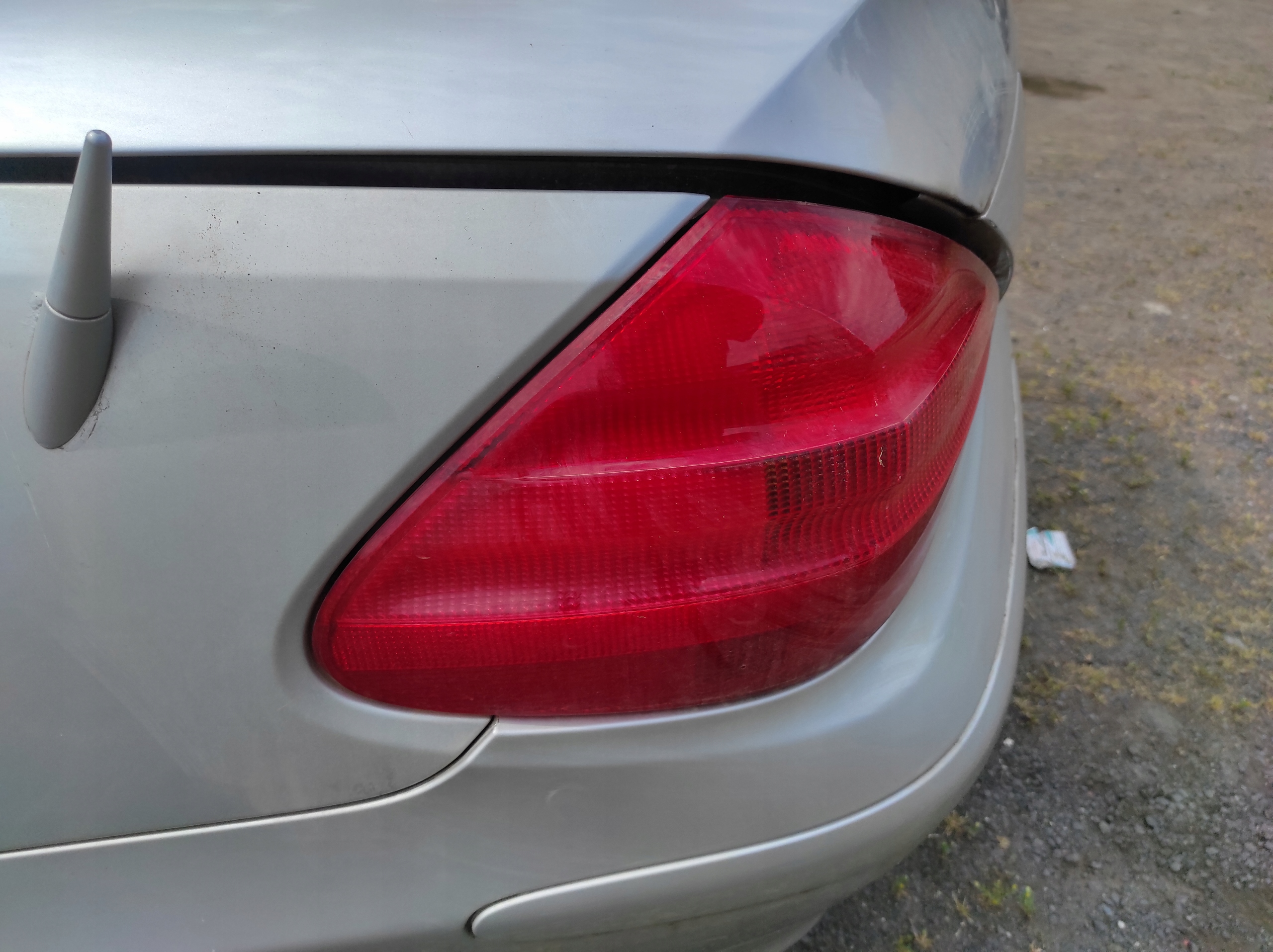 фонарь левый правый MERCEDES SL R230 230