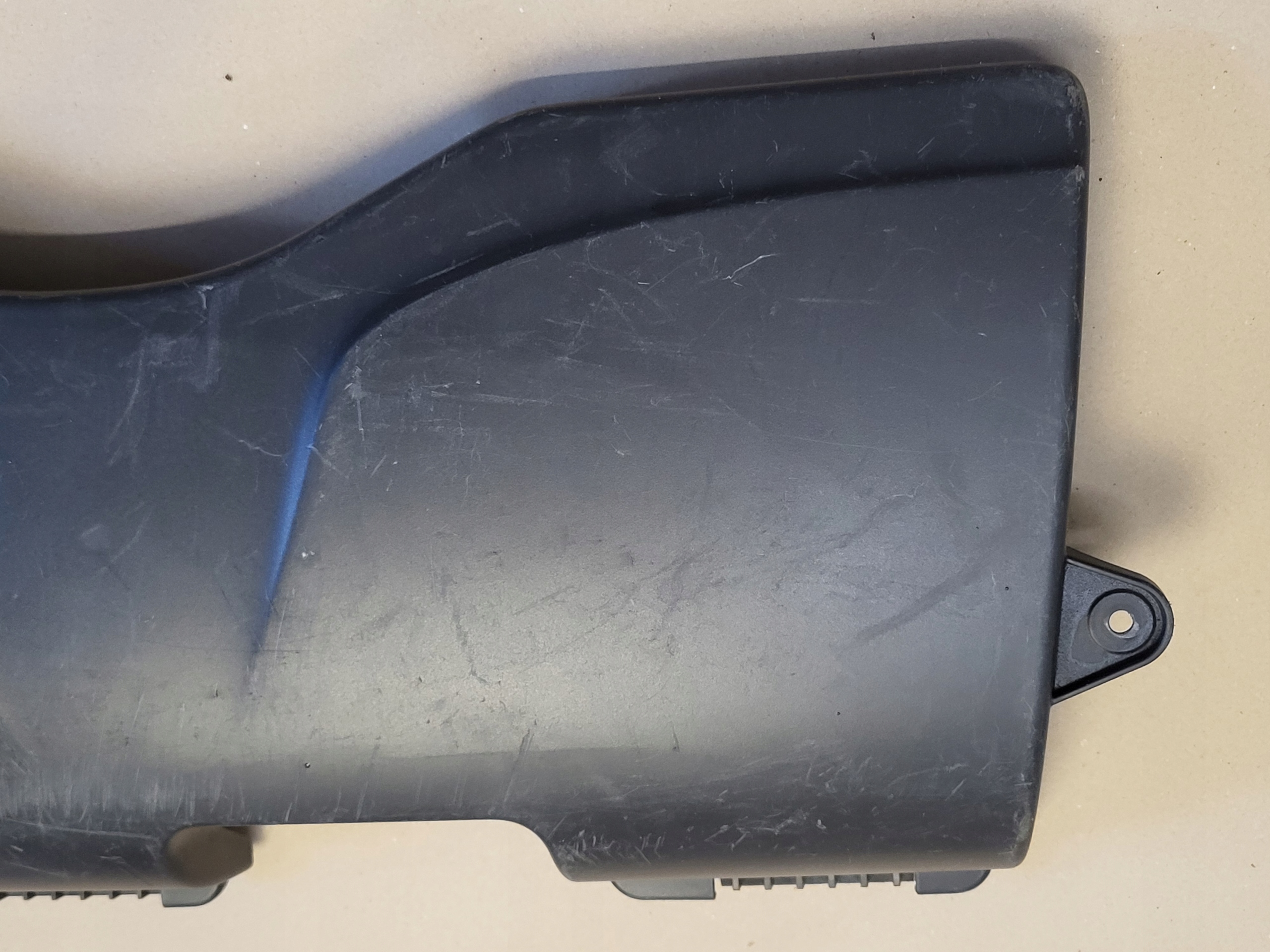 tube intake drain air BMW 1 E87 E88 E81 E82 N47 2.0 D 7797475 OE EU