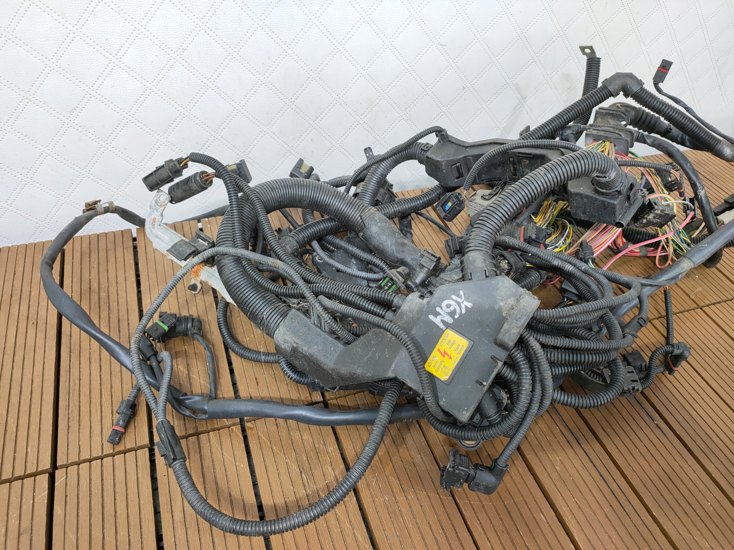 BMW X6M X5M E70 E71 4.4i S63B44 bundle motor wiring 7592642 OE