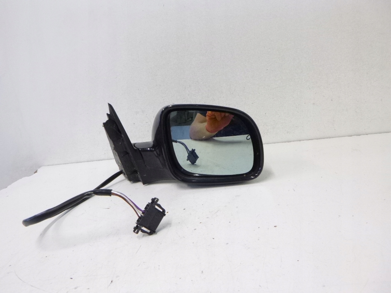 mirror right VW Passat B5 LD5Q 5 pin 04r.