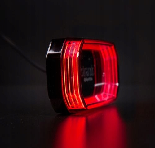 LAMPA OBRYSOWA OBRYSÓWKA POZYCYJNA STRANDS FOR9T SCALE BIAŁA 850451 12/24V Producent części Strands