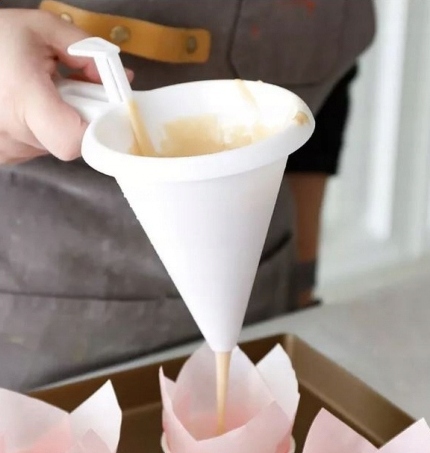 LEJEK PORCJONER DOZOWNIK DO CIASTA MUFFINEK SOSÓW Rodzaj uniwersalny