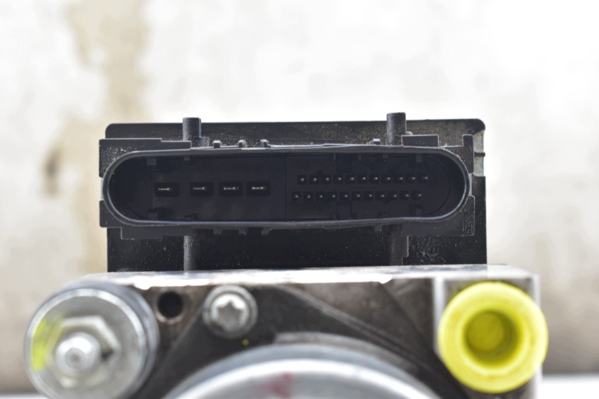 Pompa ABS OPEL CORSA D 0265232238 13277812 FB