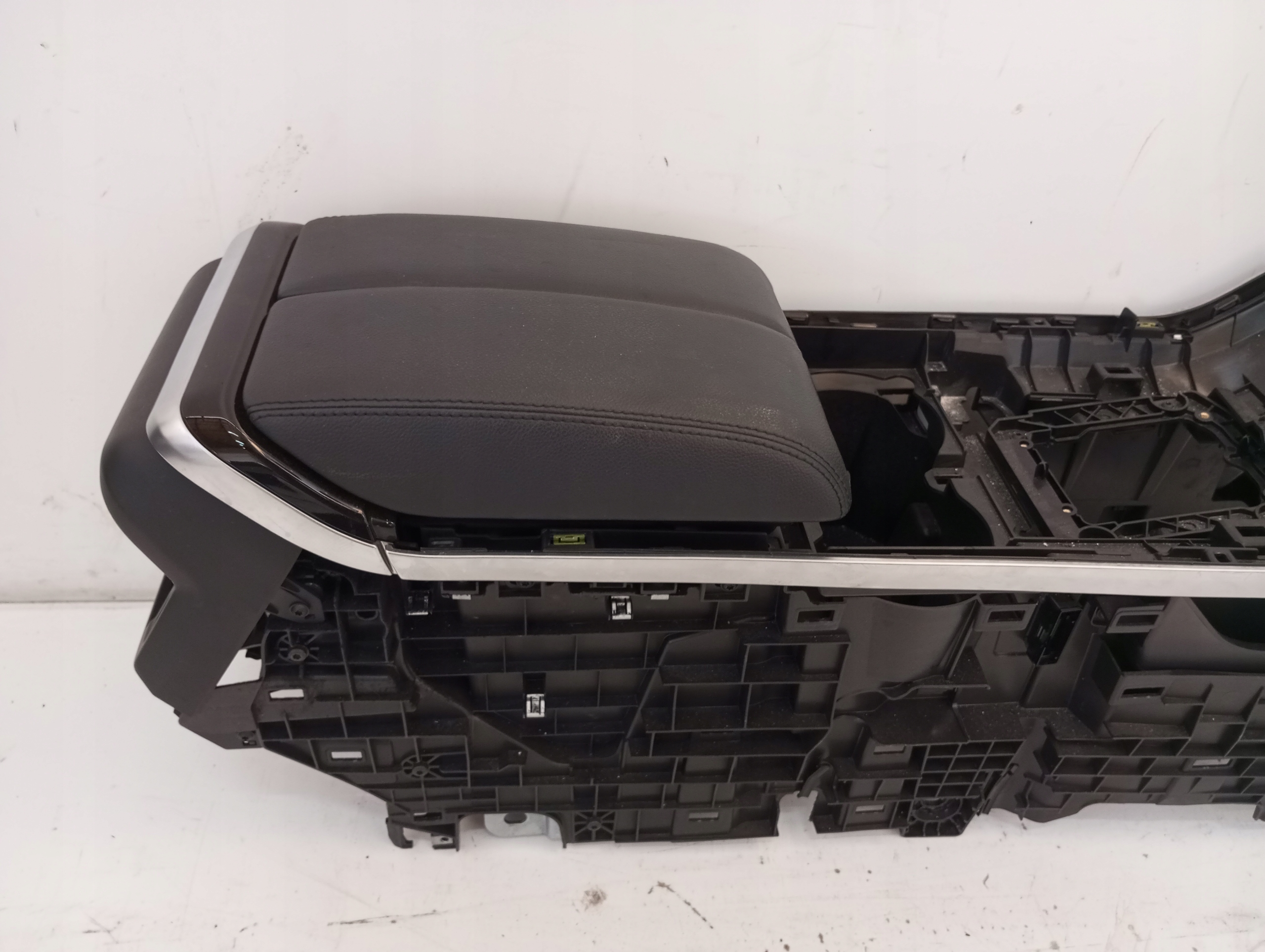 TUNEL Armlehne RANGE ROVER EVOQUE II