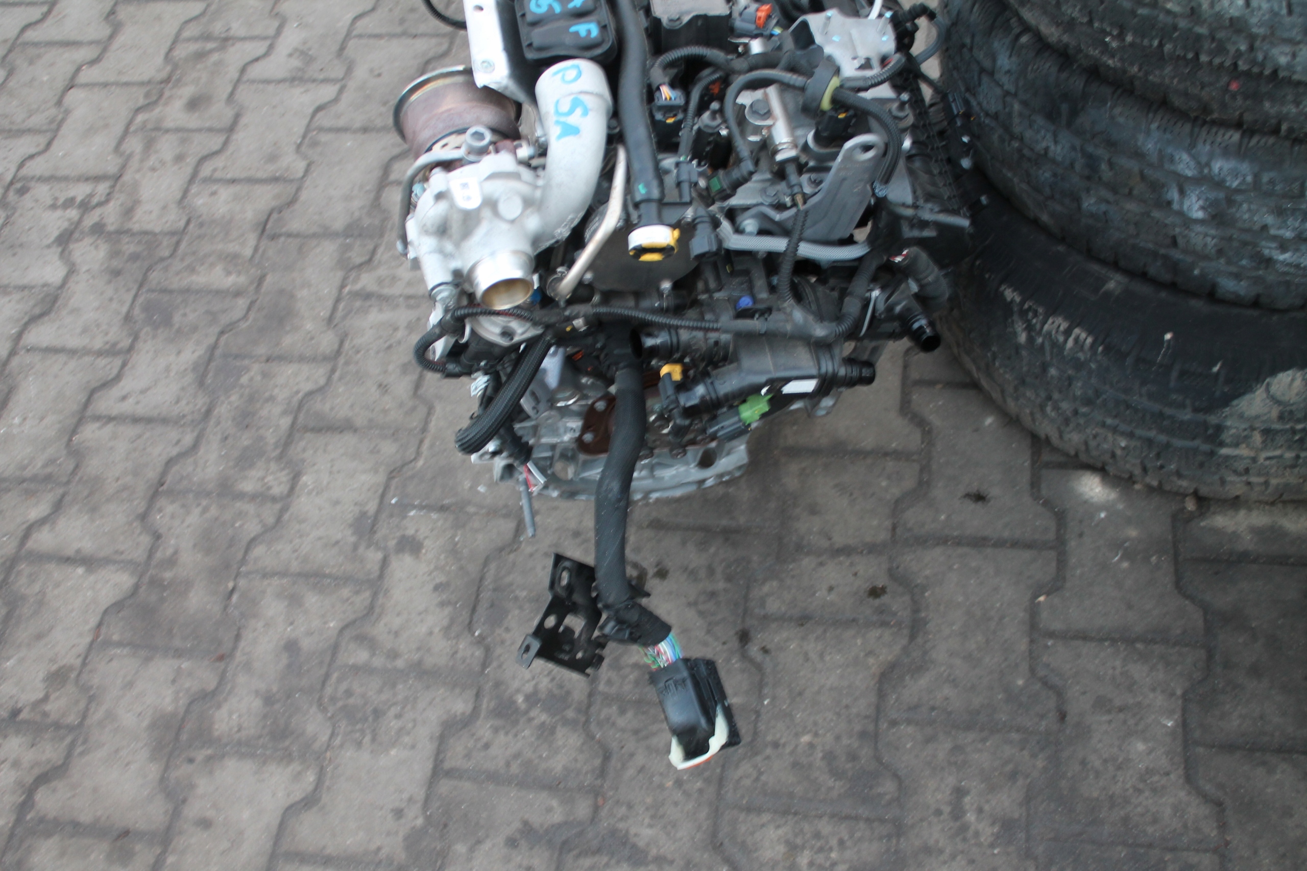 engine complete PEUGEOT CITROEN 10TYS KM 10TMAF PSA HN05