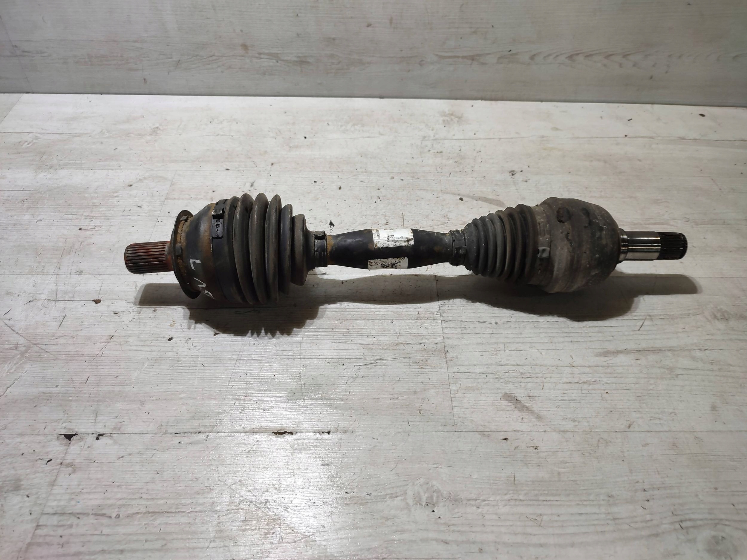 Mercedes-Benz GLA W156 2015 left side semi-axis front
