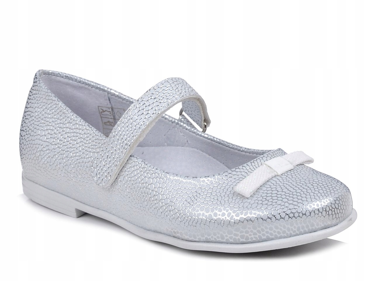 

Buty dziewczęce baleriny na rzep Kornecki 6493 32