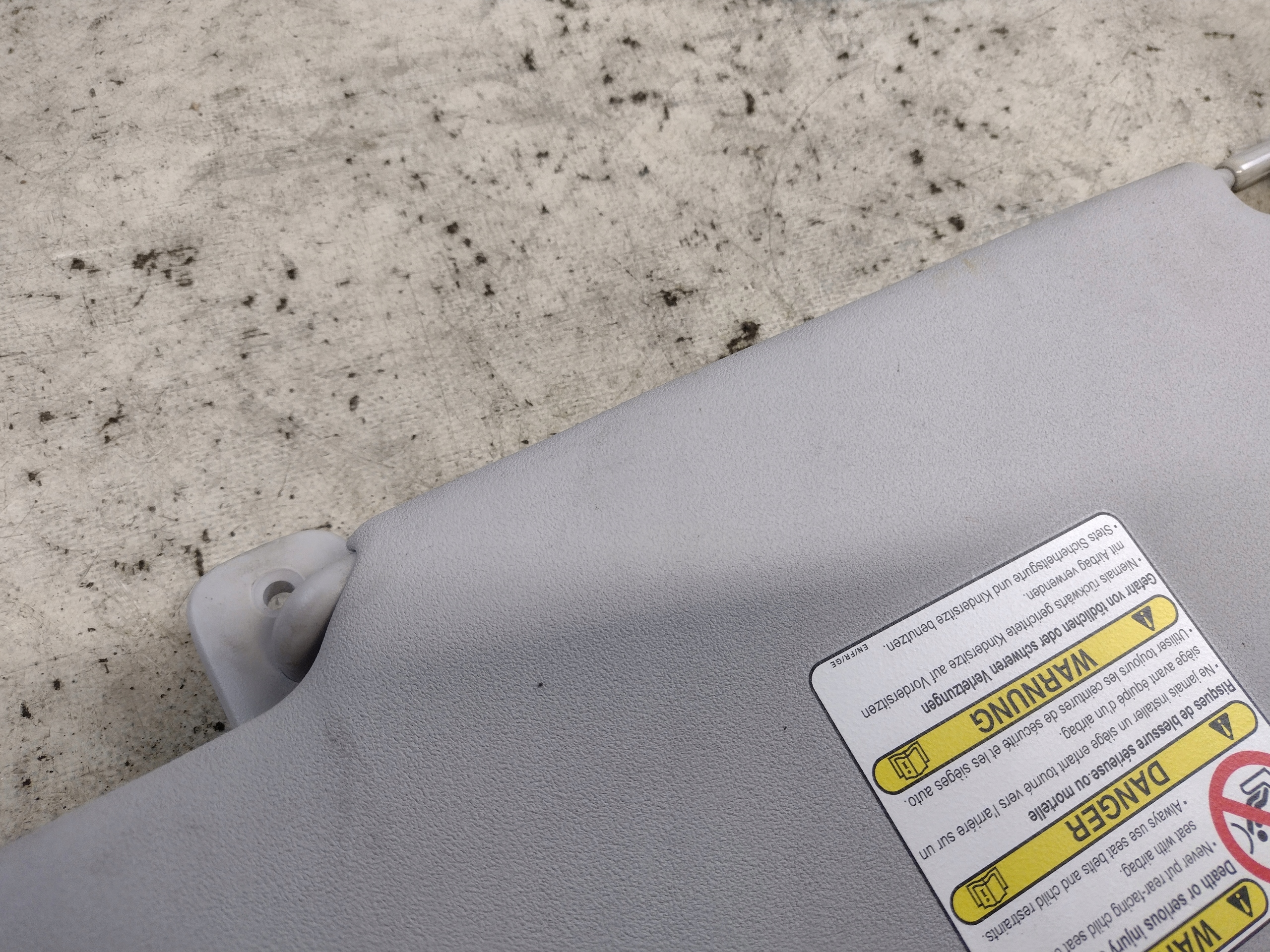 cover przeciwsloneczna visor right Mazda CX7 CX-7