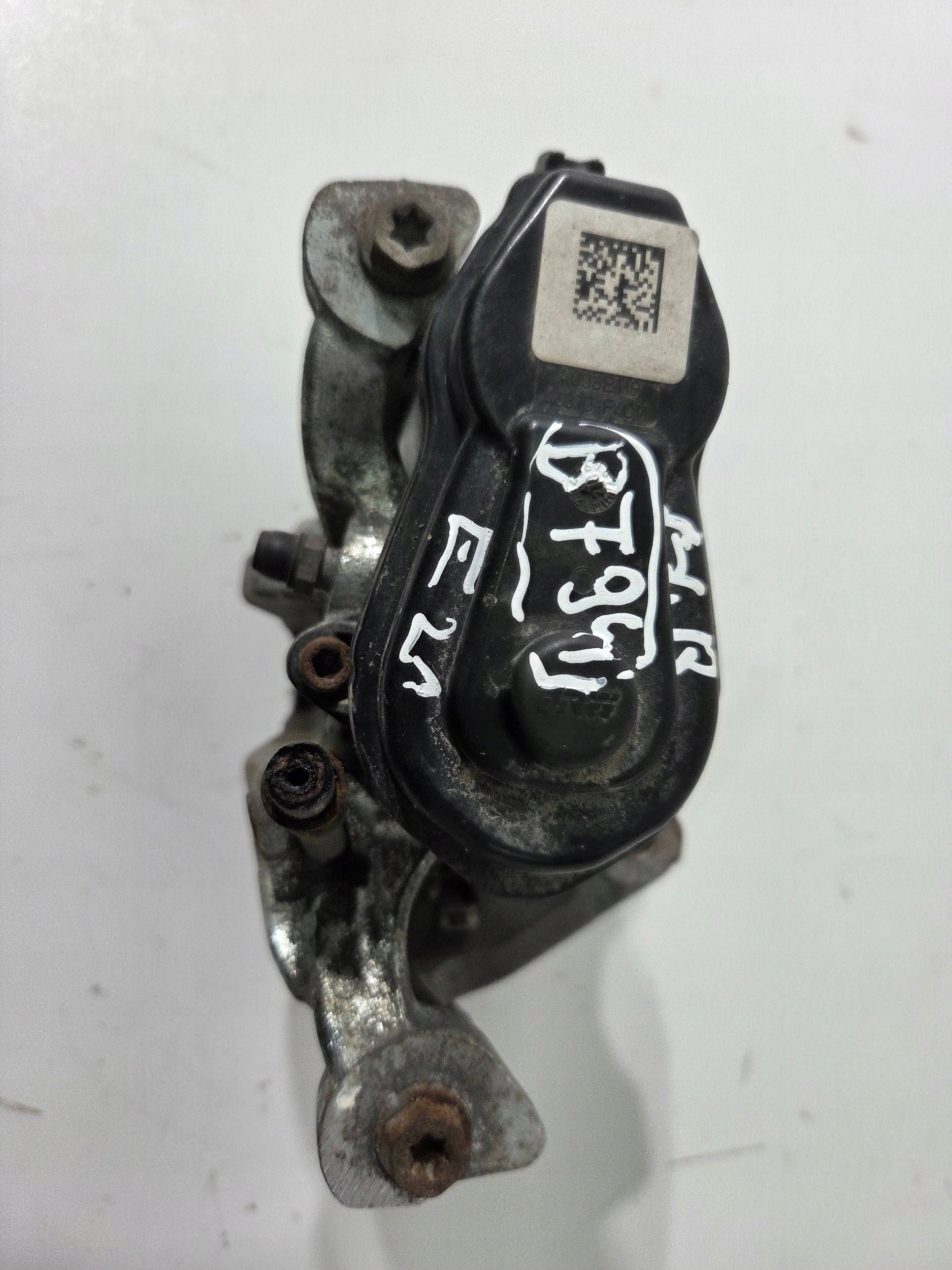 TOYOTA COROLLA E21 E210 caliper brake electrical rear rear part right (B794)