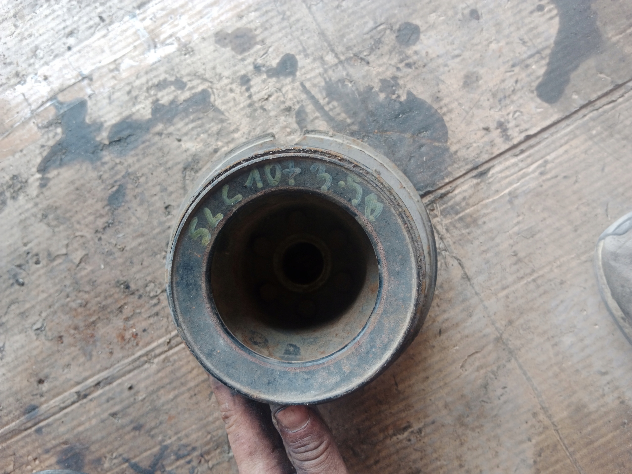 pulley MERCEDES SLC 350 W107