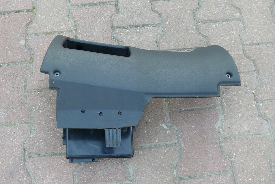 passenger compartment plato driver´s black AUDI A8 D2 94-98r. EUROPA 4D1857005