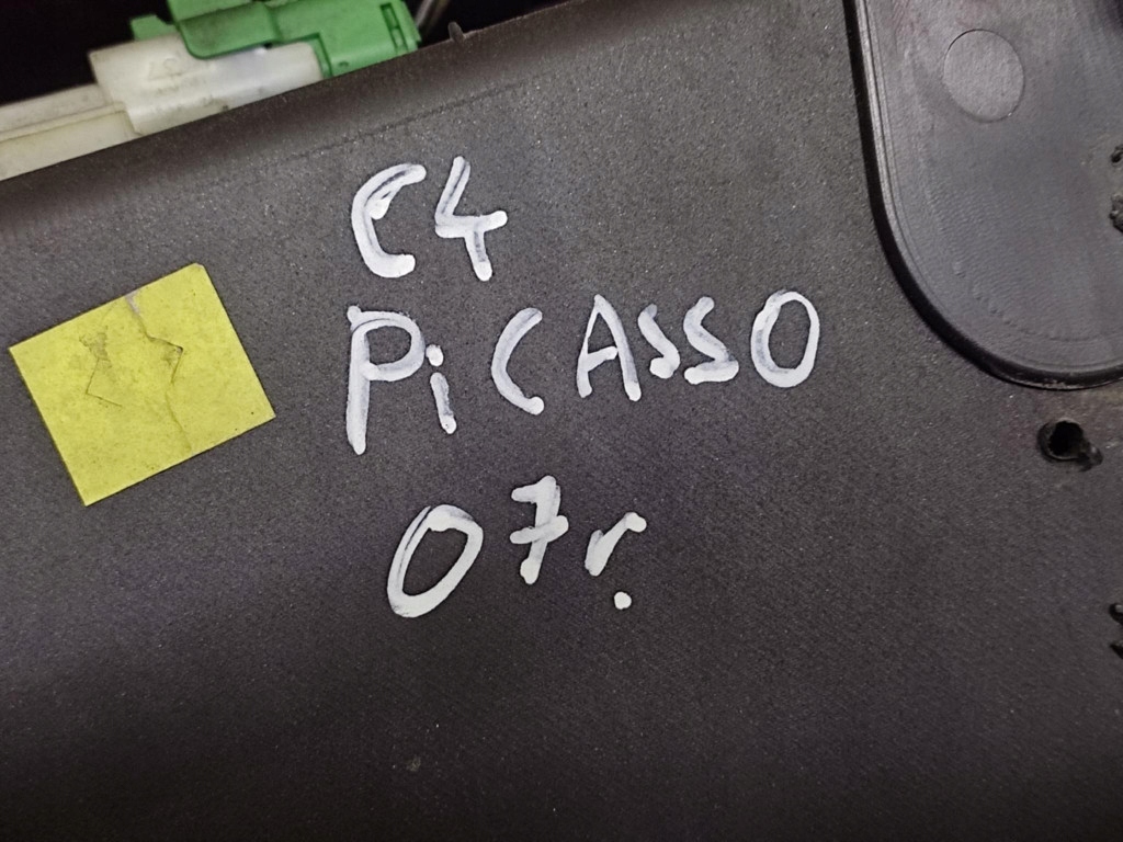 CITROEN C4 PICASSO Couverture Arrière 9682607977