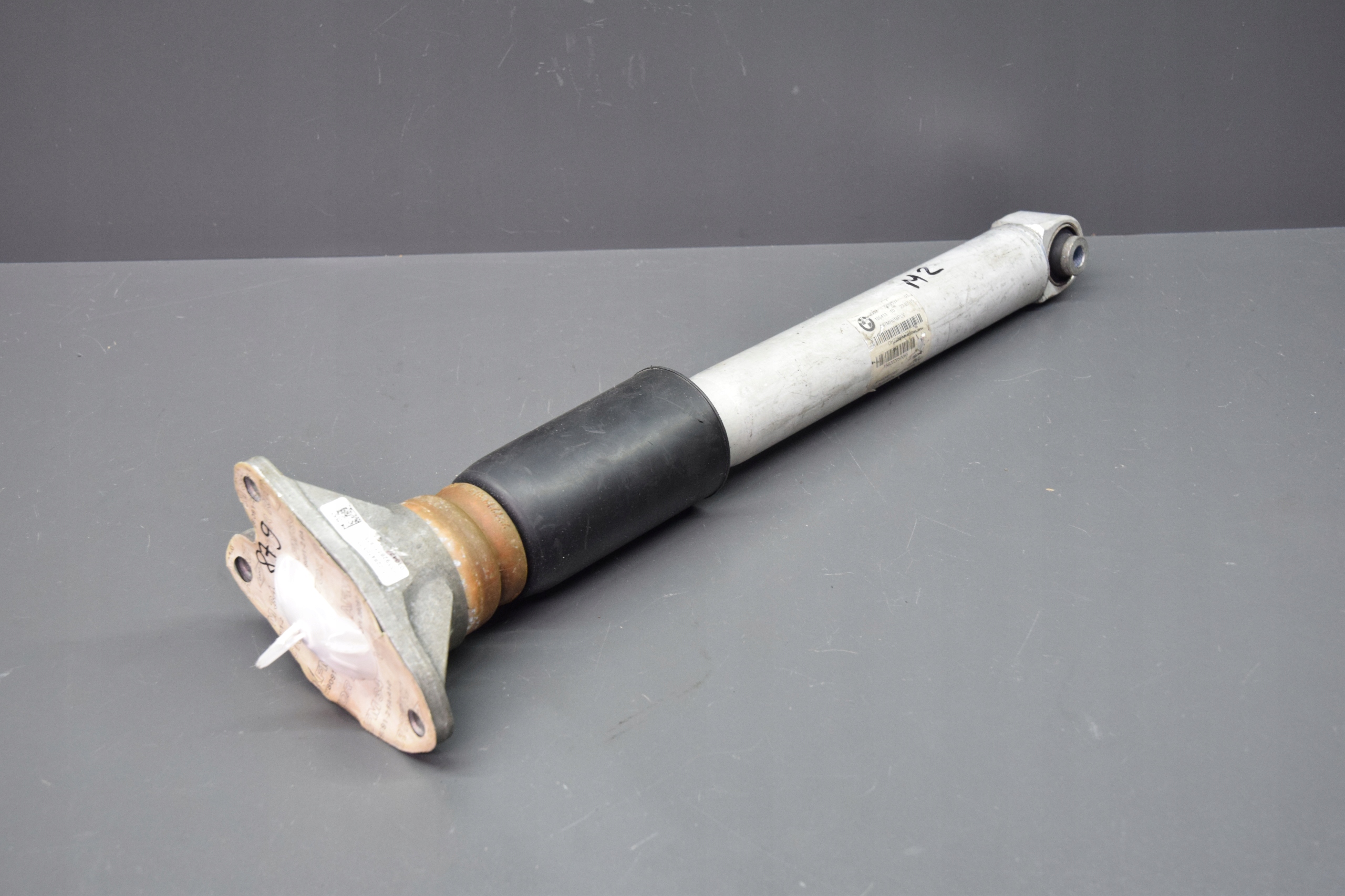 shock absorber left right rear part BMW M2 F87 2289537