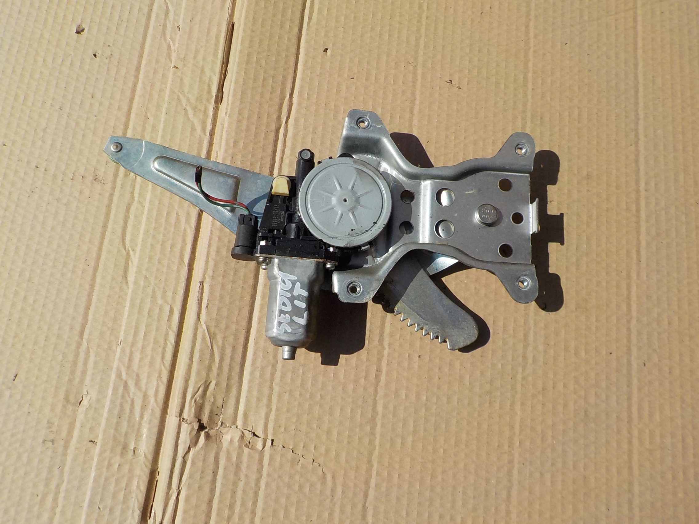 window regulator left rear part fiat sedici
