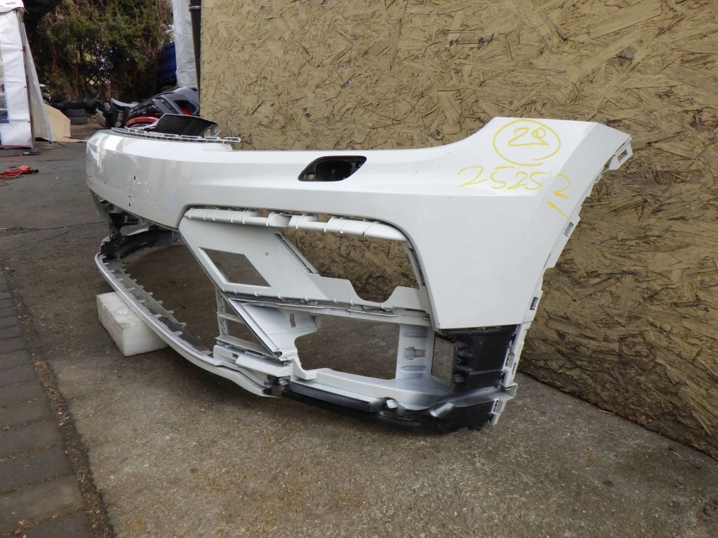 VW TIGUAN II 5NA R-LINE front bumper