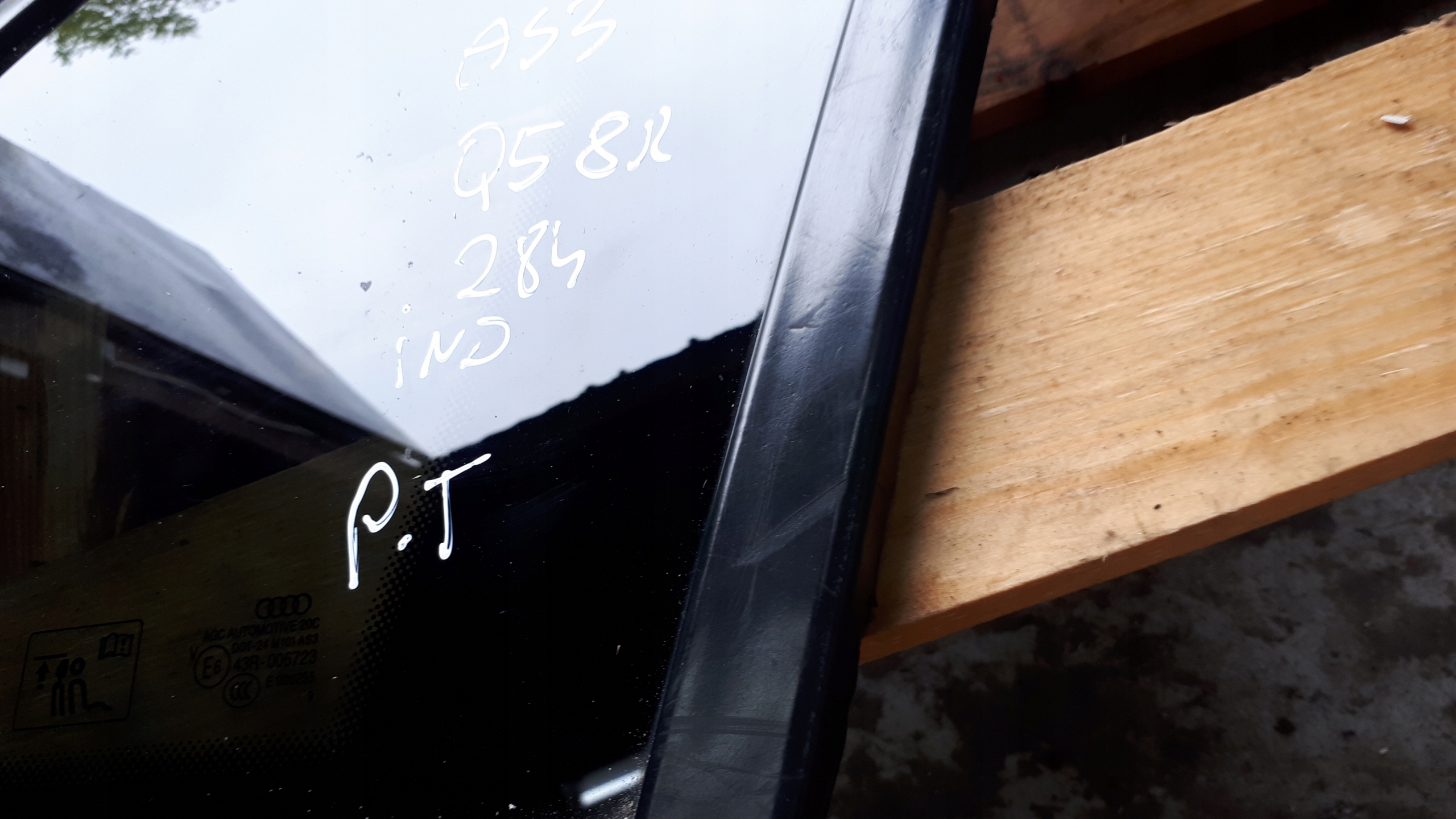 Q5 8R window bodywork right fender rear part AS3 09R
