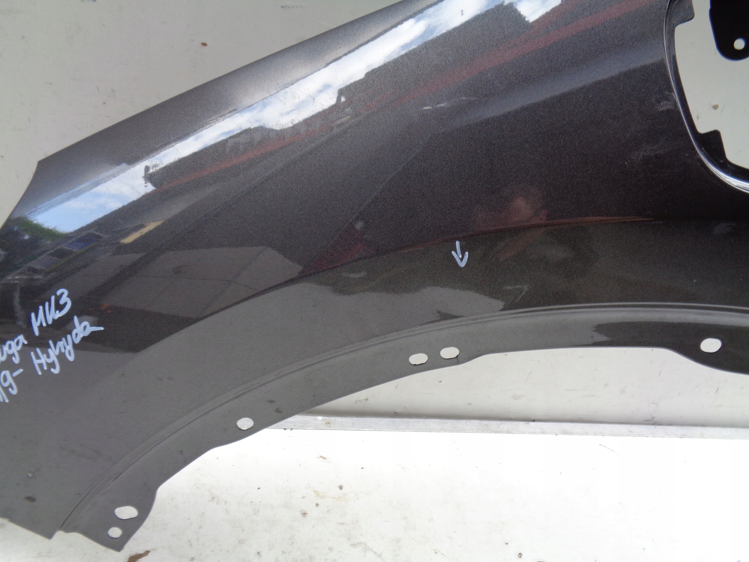 fender left front FORD KUGA MK3 19- HYBYRDA NR 42439