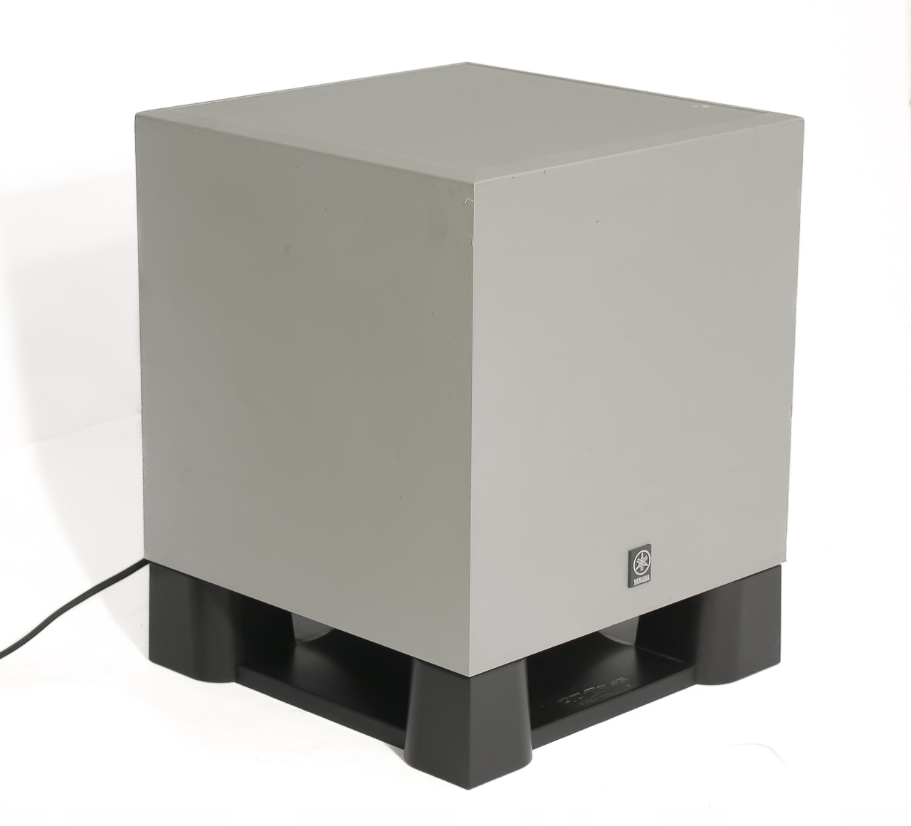 YAMAHA YST-SW030 DYNAMICZNY SUBWOOFER AKTYWNY