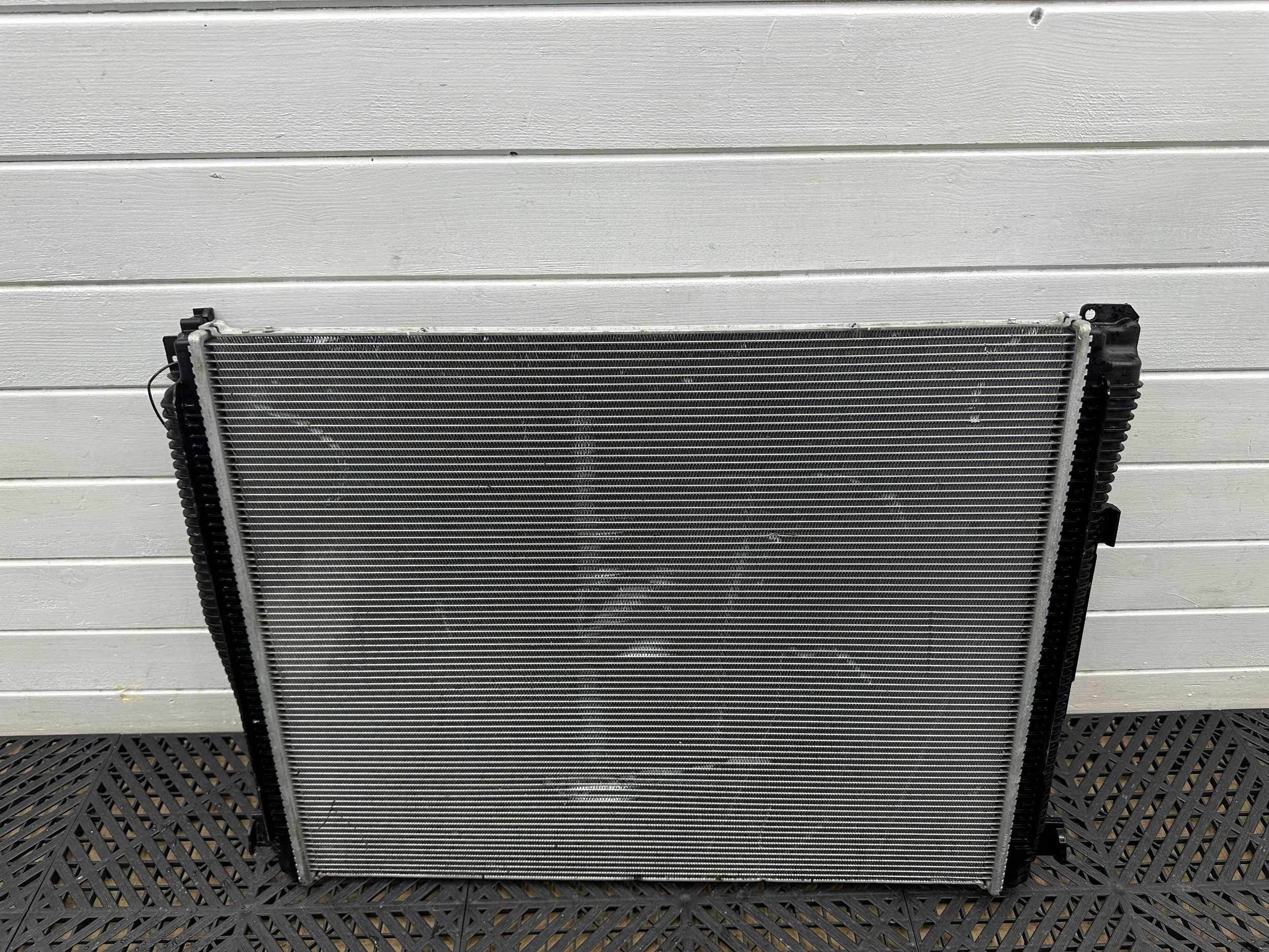 water cooler BMW iX 9452580