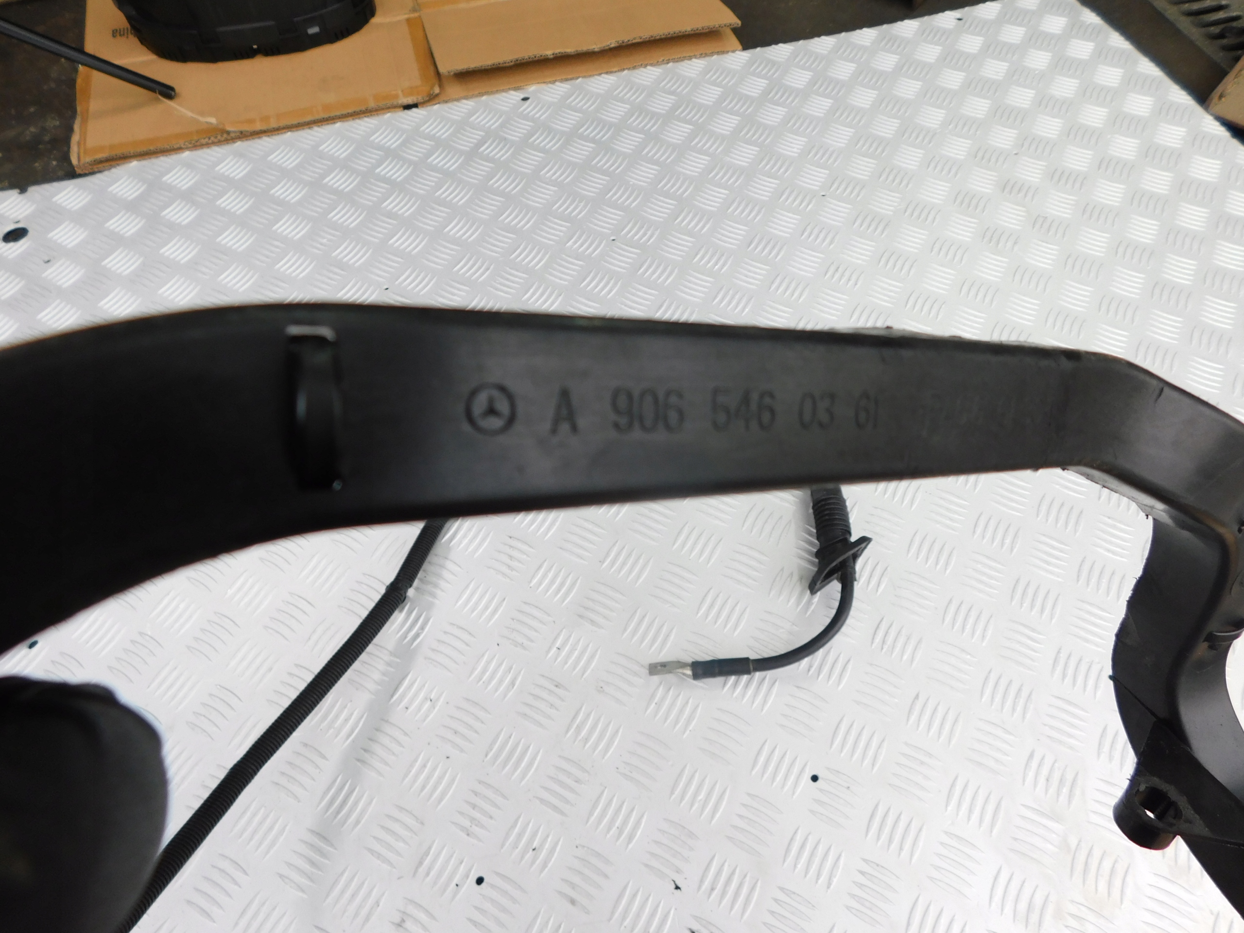 Mercedes Sprinter 906 2.2 cdi 651 kabel terminal plus A9065460361