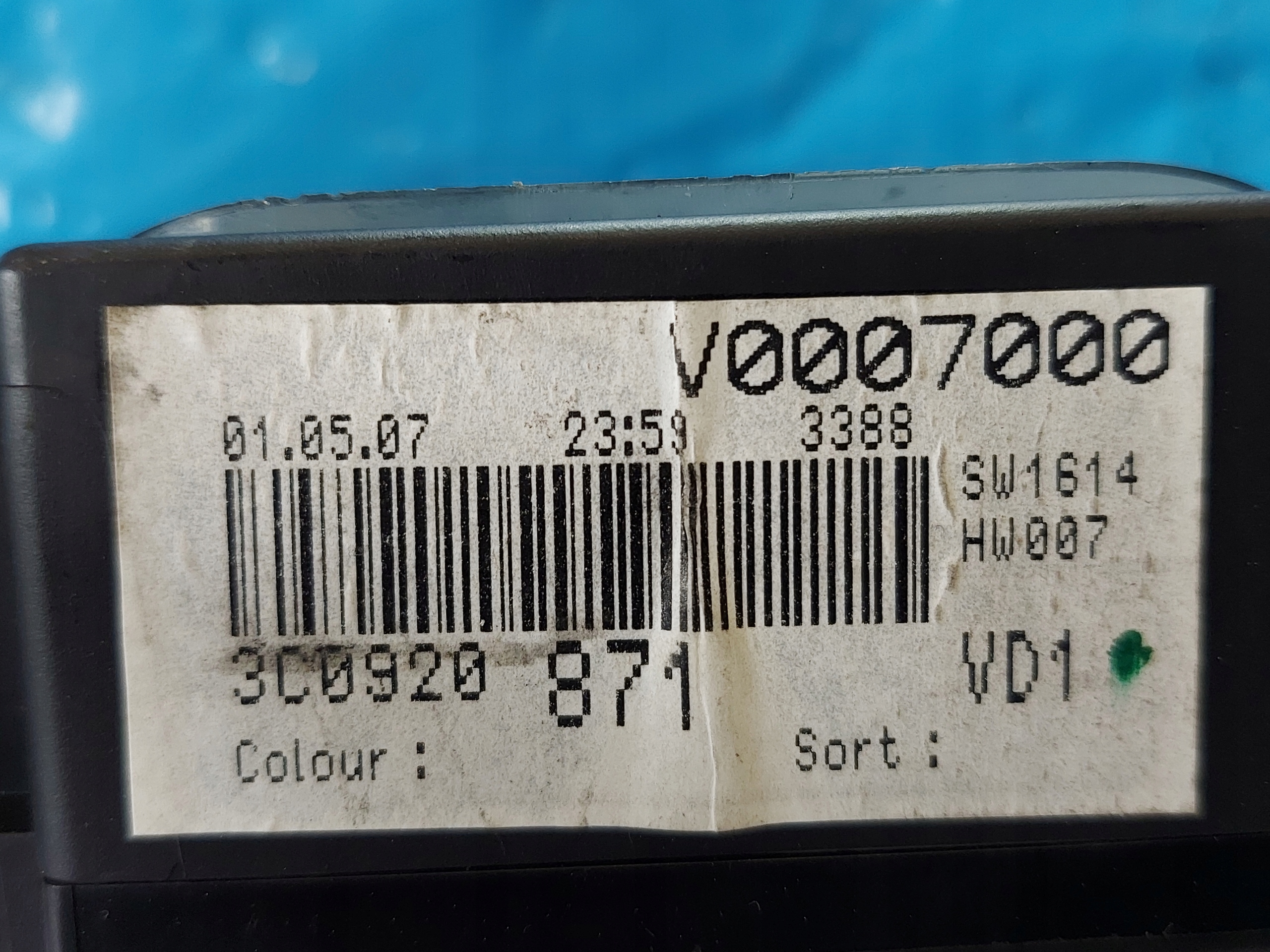 dials clock PASSAT B6 2.0 TDI 3C0920871
