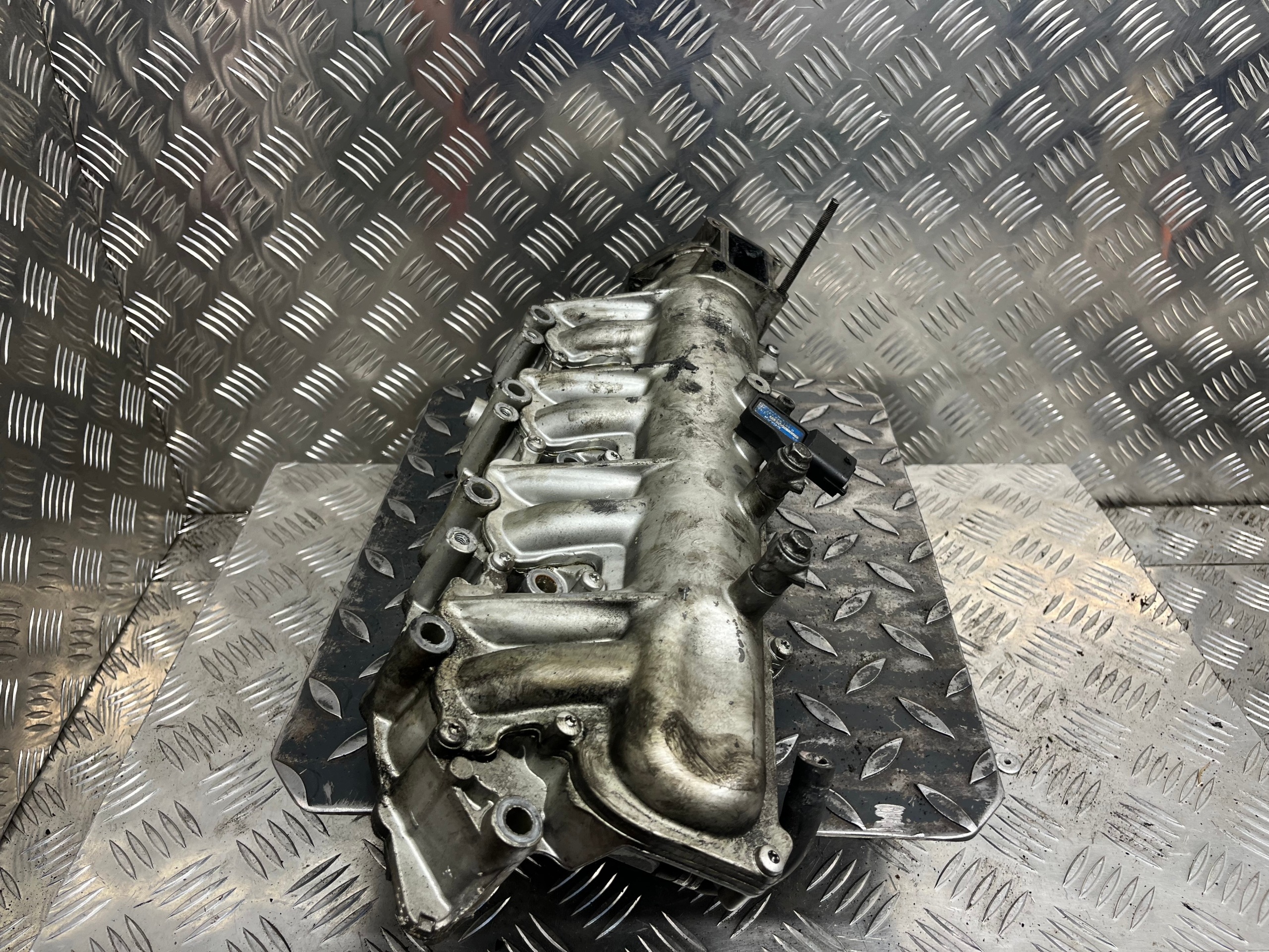 intake manifold OPEL VECTRA C 20346203 / 552105201 1.9 CDTI
