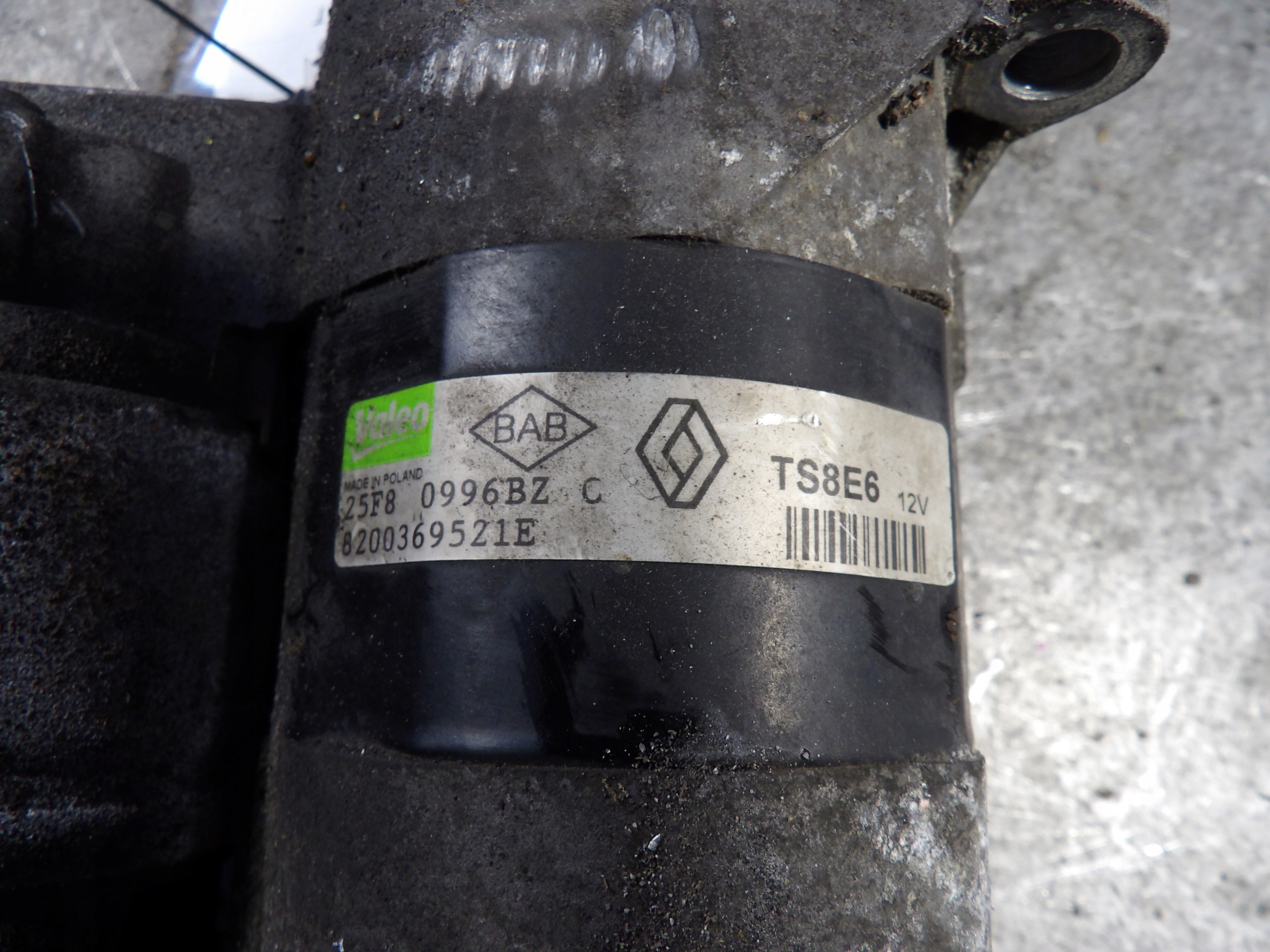 Renault Clio III starter 1,2B 8200369521E TS8E6